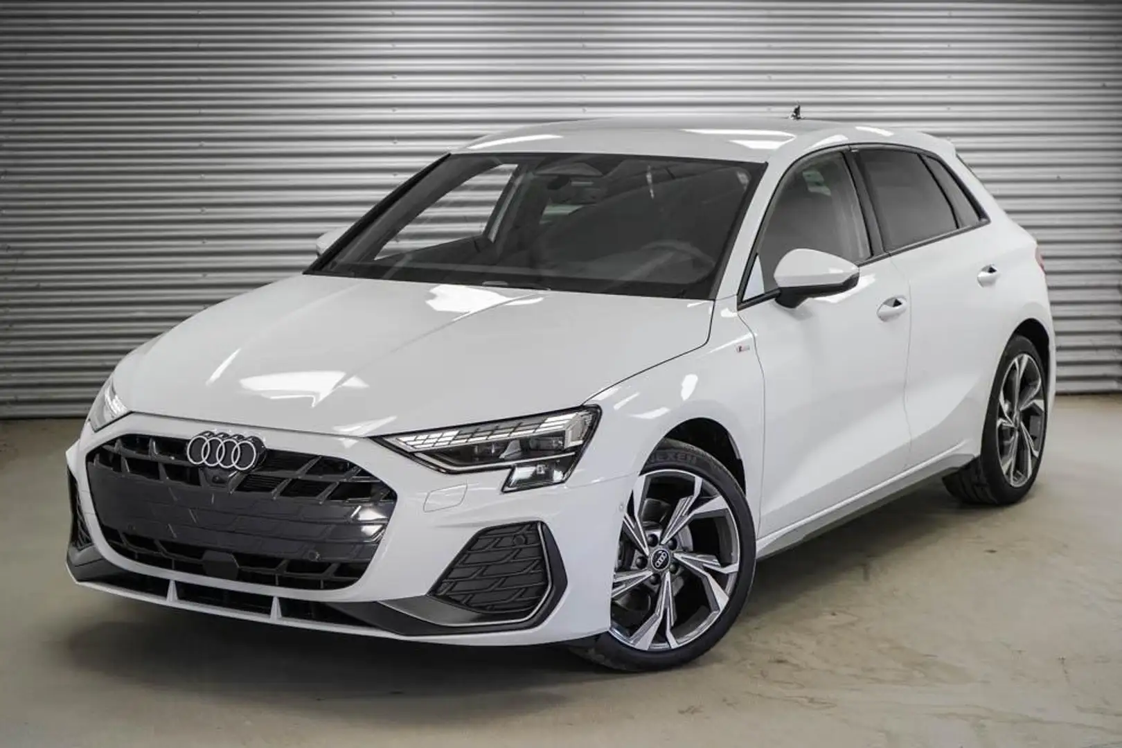 Audi A3 Sportback 40 TFSI S-tronic quattro S-Li -LAG. 1... Weiß - 1