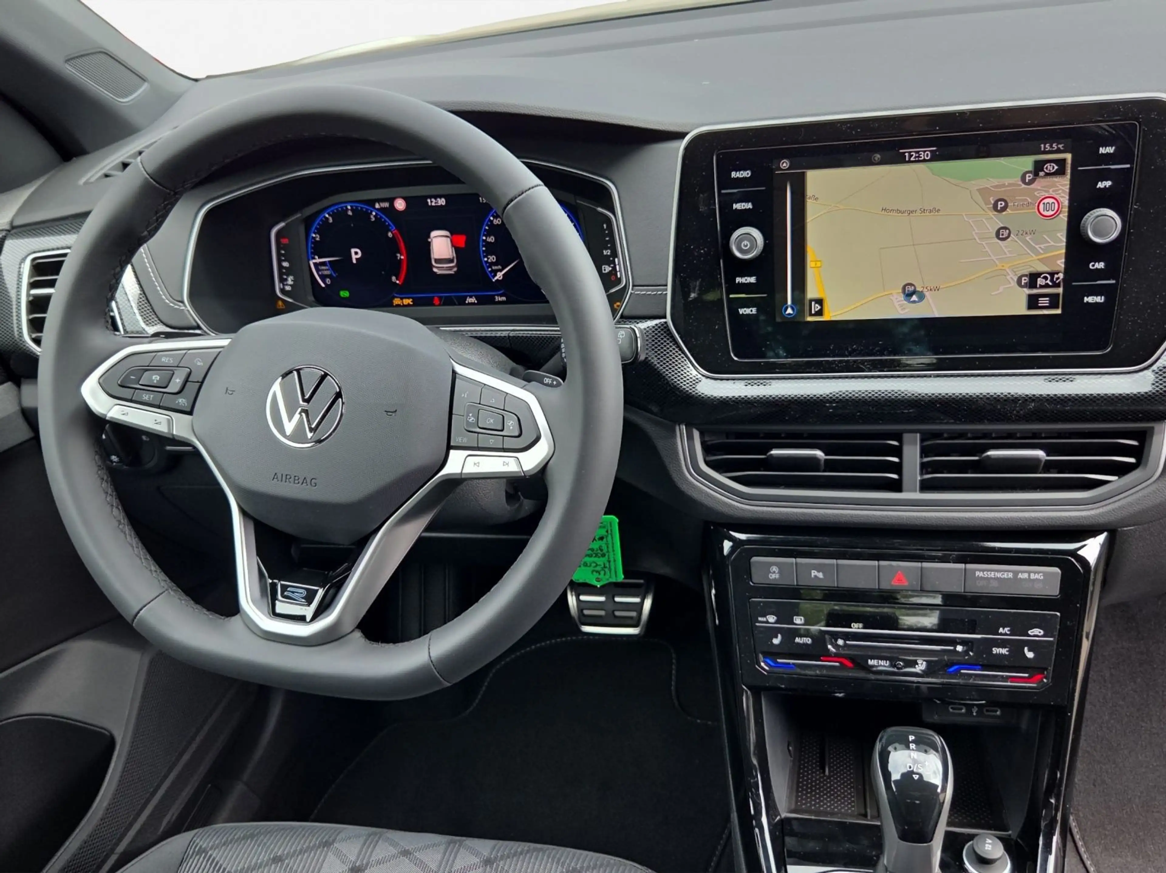 Volkswagen T-Cross 1.0 TSI DSG R-Line NAV*RFK*APP*LED*17Z* — photo 5