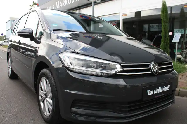 Volkswagen Touran Comfortline 7Sitzer UVP: 54.635,00 €
