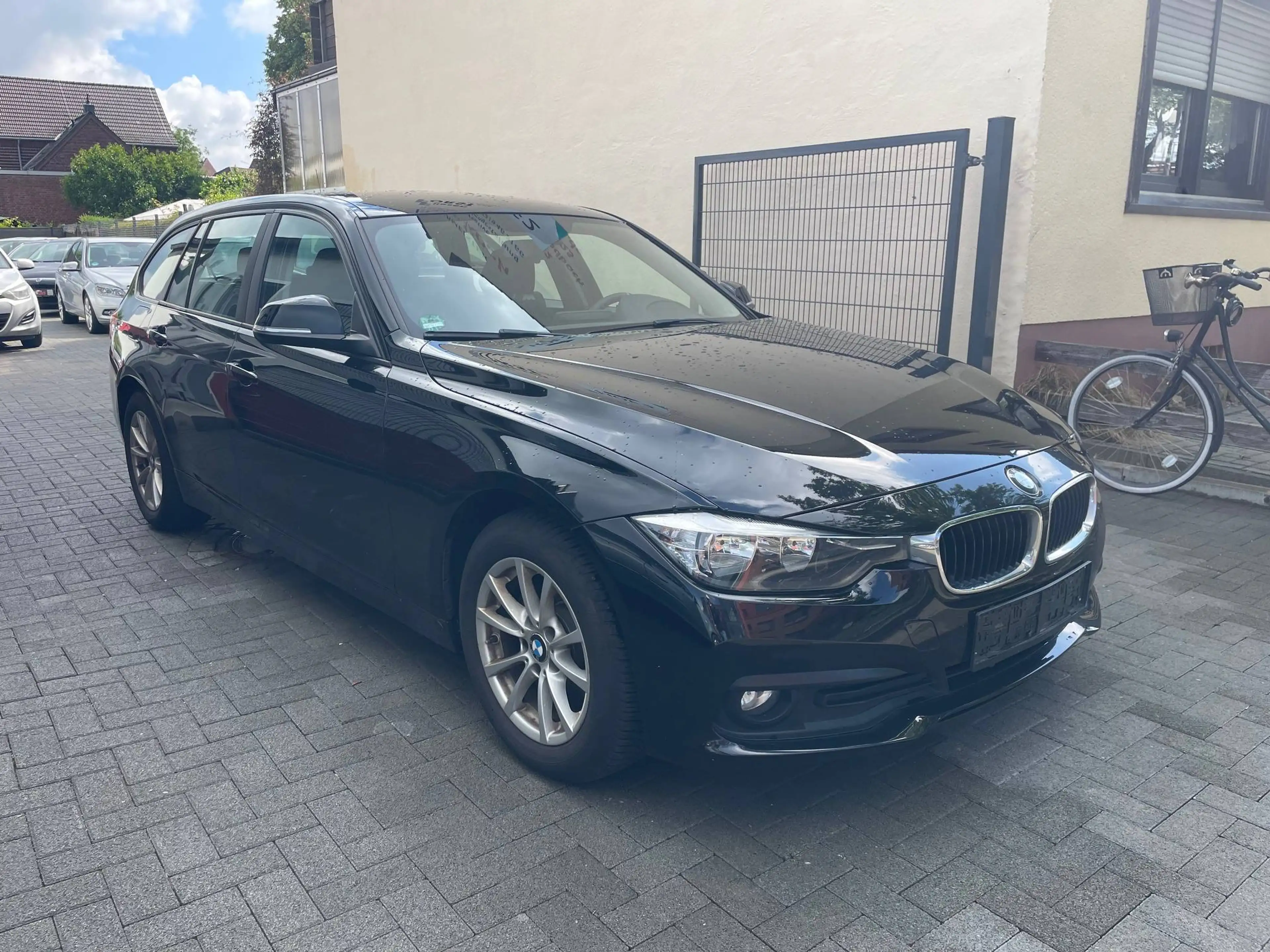 BMW 316 316d Advantage HU Neu 1 Jahr Garantie Euro 6 2.Hand — photo 3