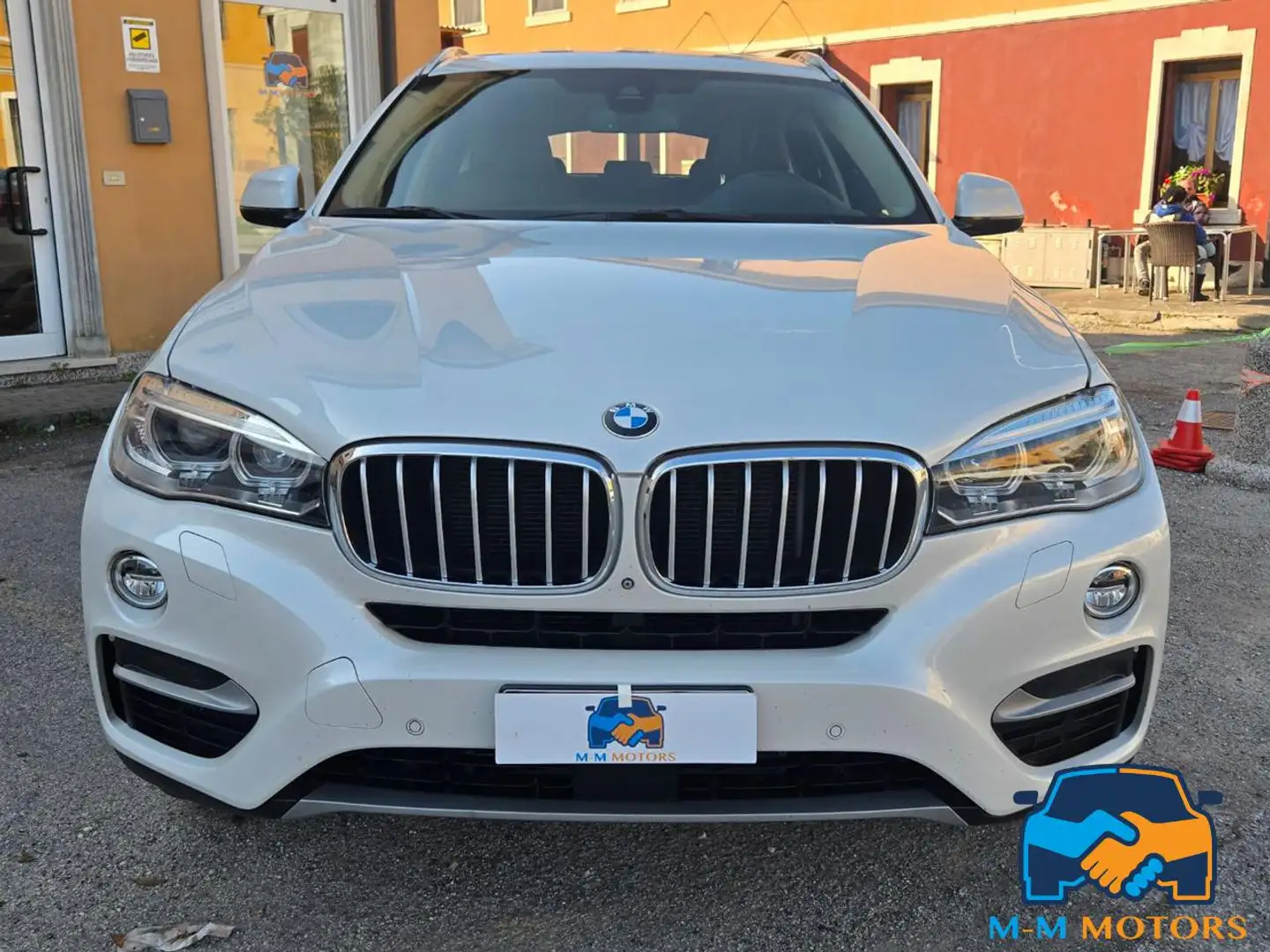 BMW X6 xDrive40d Extravagance Bianco - 2