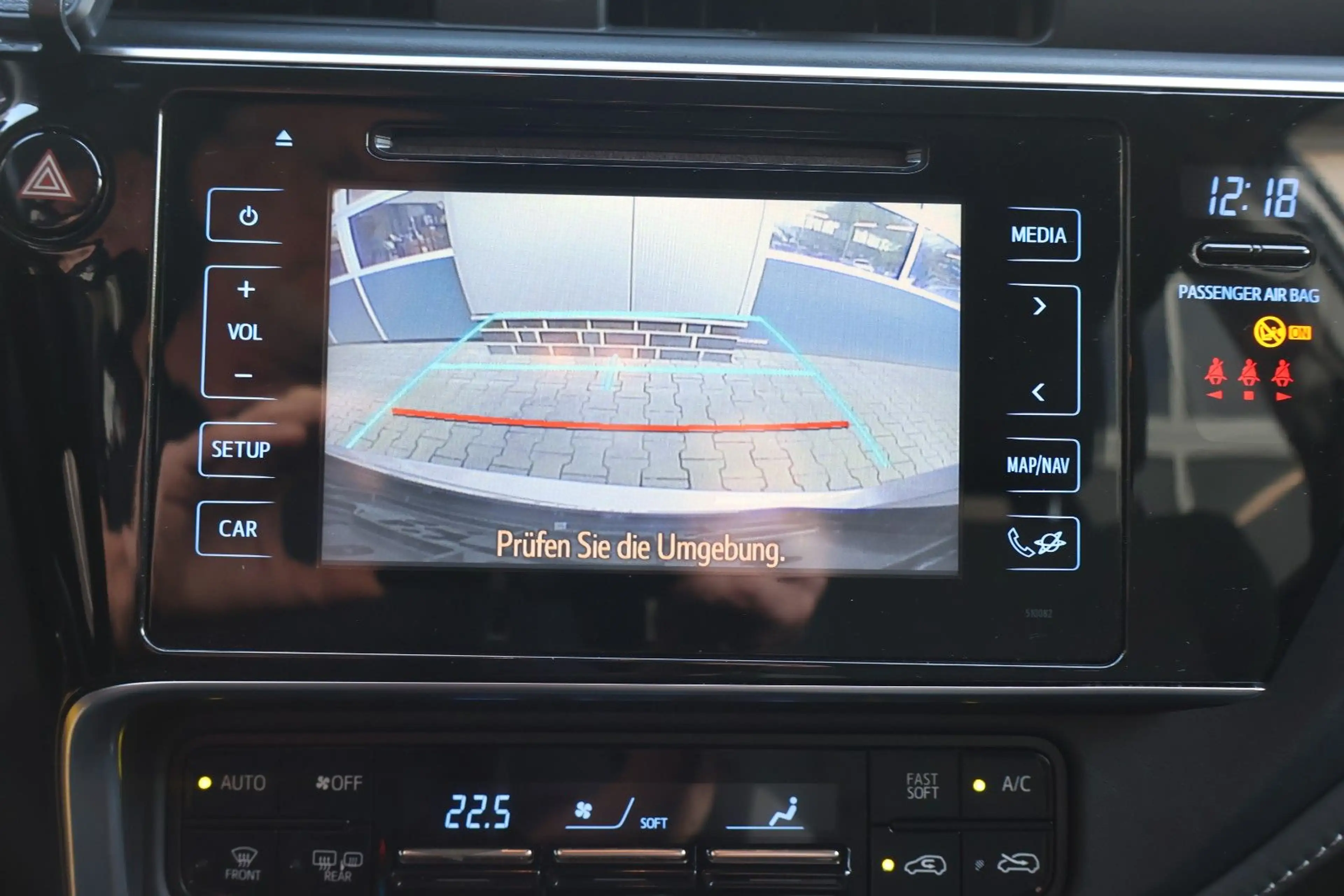Toyota Auris Touring Sports Design Edition AHK/Kamera — photo 26