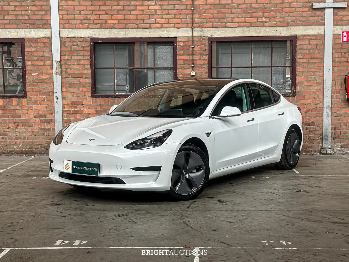 Tesla Model 3 Standard RWD Plus 60 kWh - 2