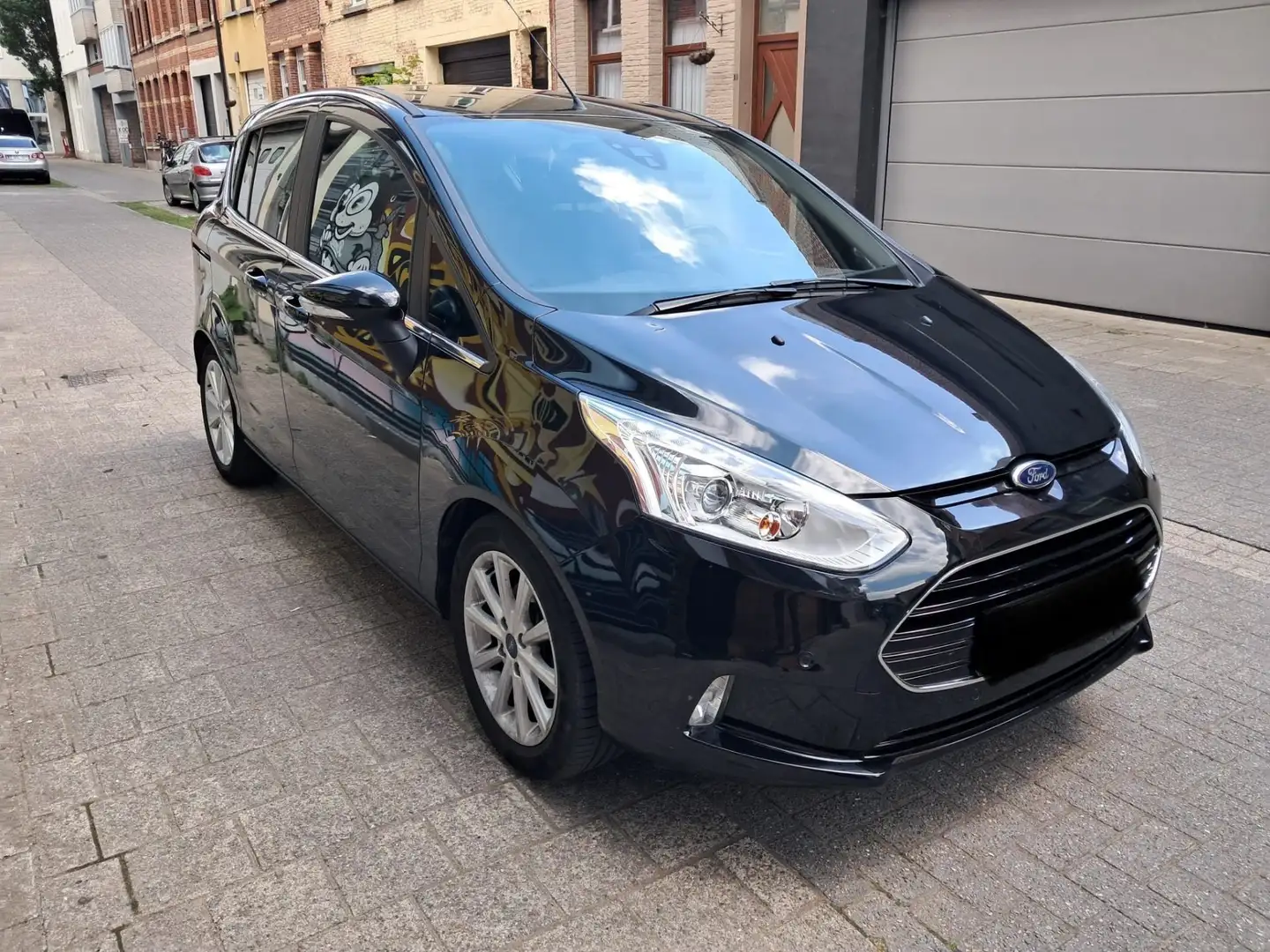 Ford B-Max 1.0 EcoBoost Titanium uitvoering met slechts 52000 - 2