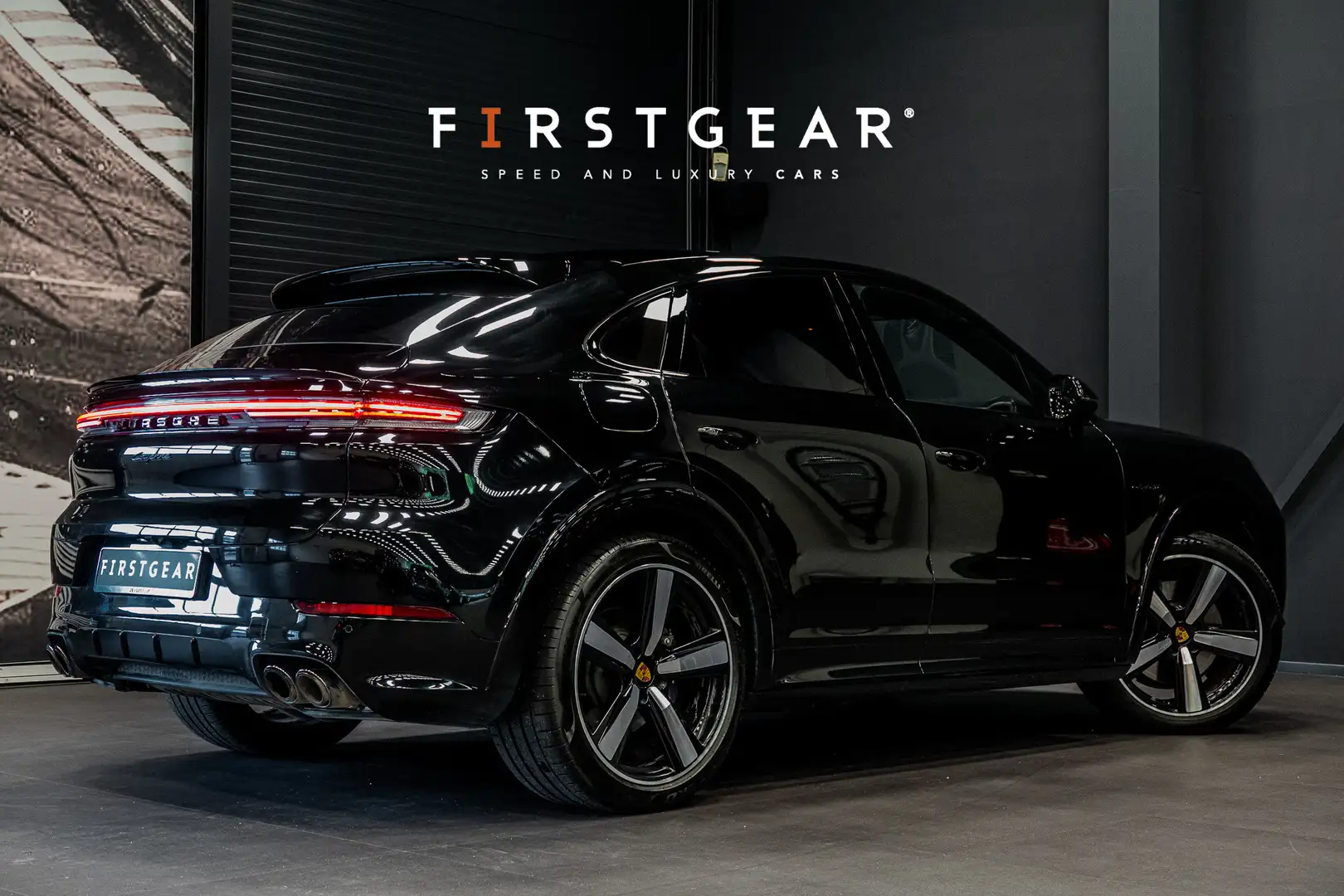 Porsche Cayenne Coupé 3.0 E-Hybrid *Sport-Chrono / Bijrijder-Displ Negro - 2