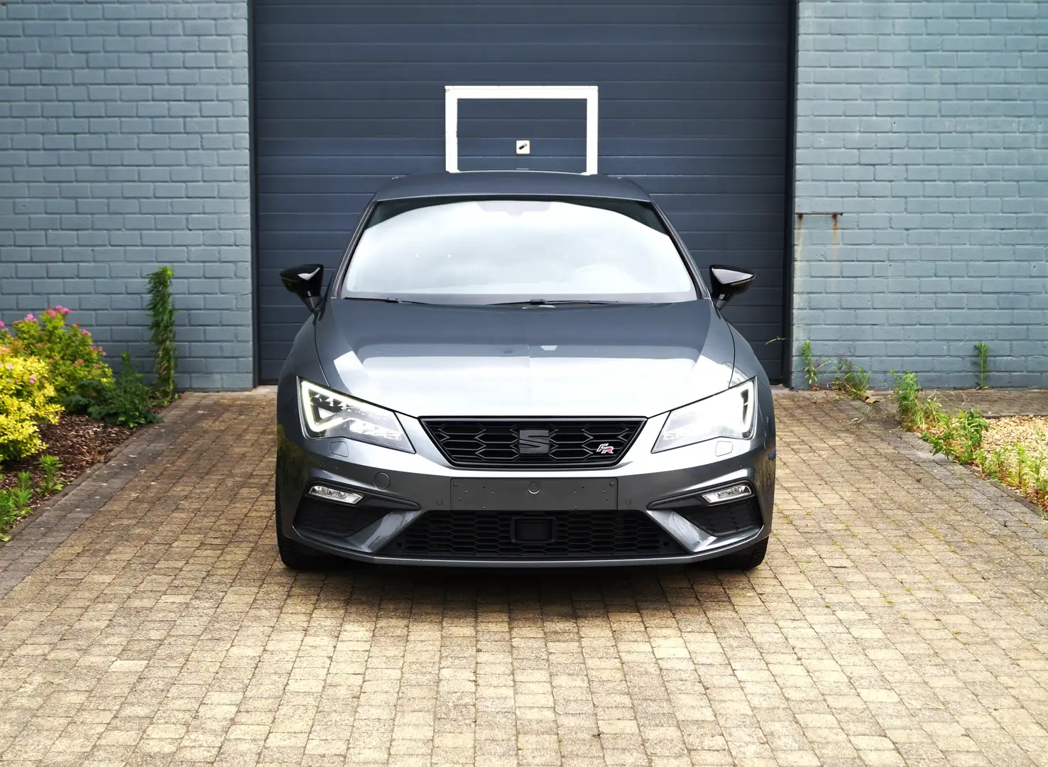 SEAT Leon SC 1.8 TSI FR DSG/LED/NAVI/ACC/Turbo............. Grijs - 2
