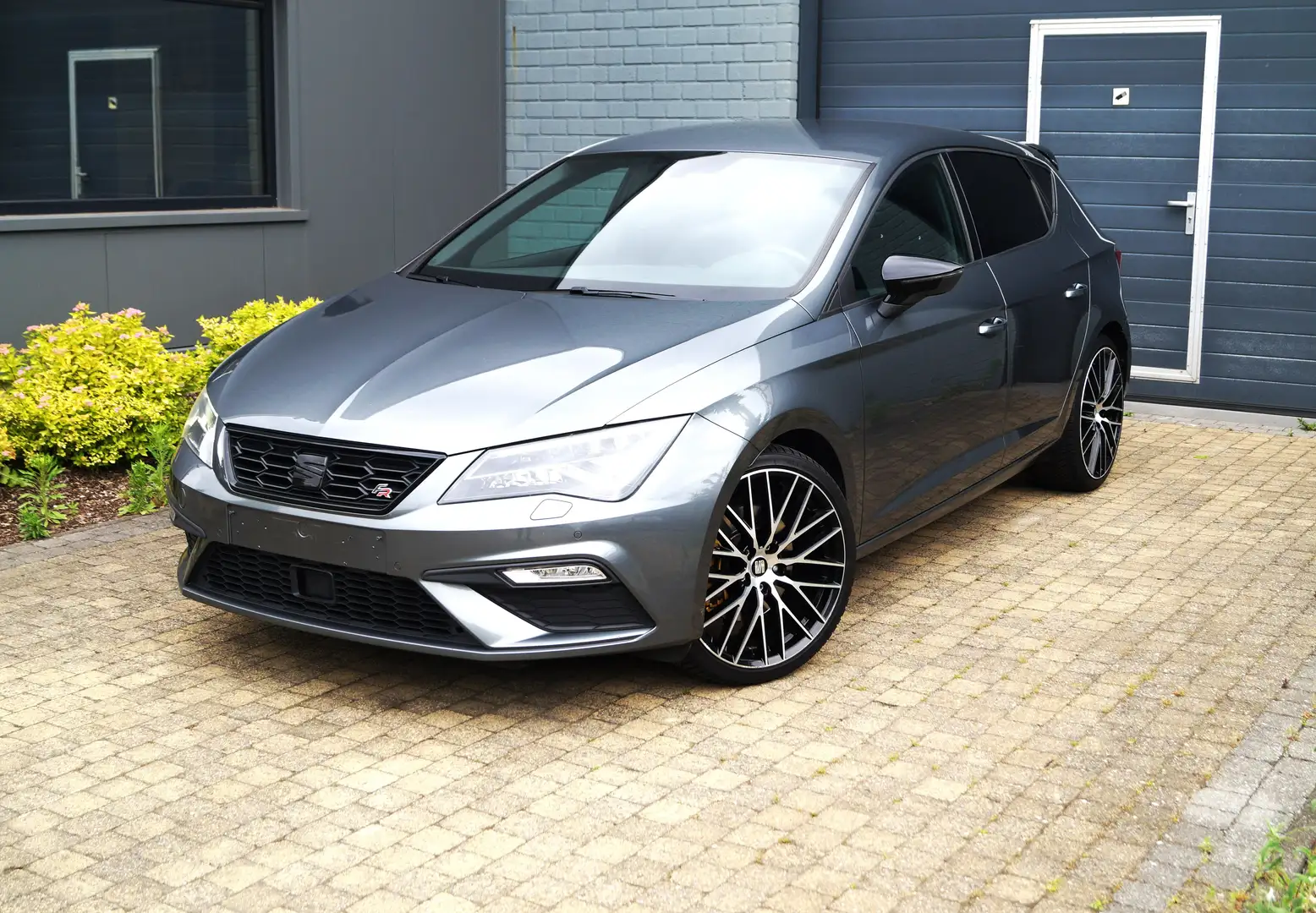 SEAT Leon SC 1.8 TSI FR DSG/LED/NAVI/ACC/Turbo............. Grijs - 1