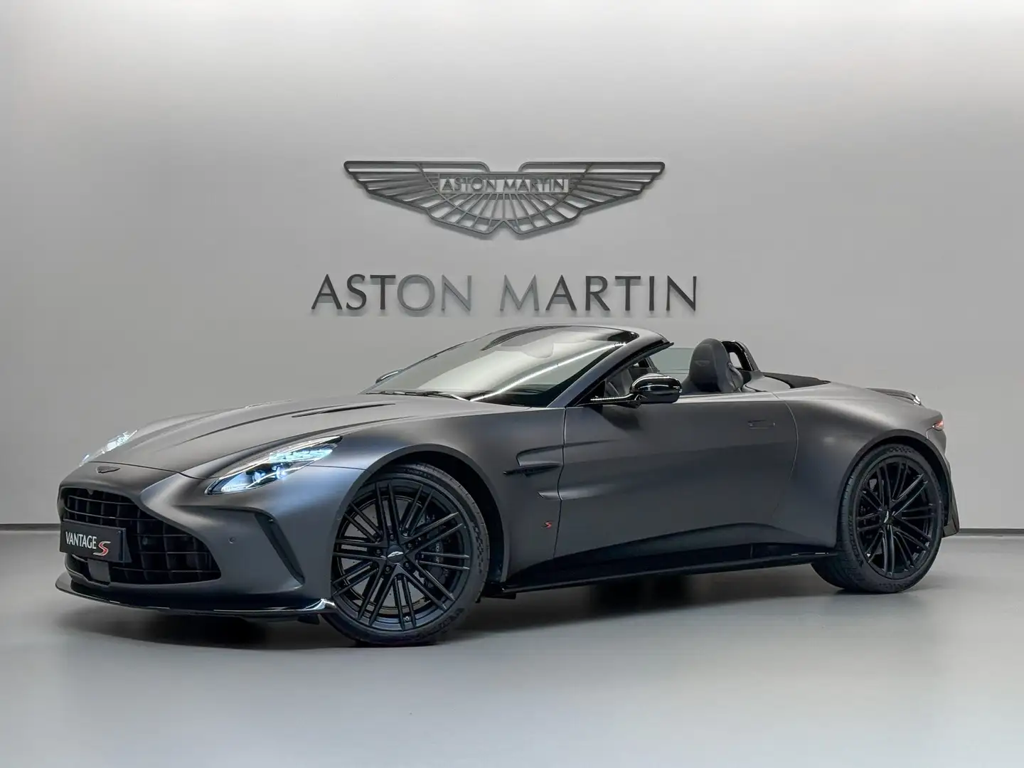 Aston Martin Vantage S Roadster | NEW MODELYEAR 2026 Grau - 2