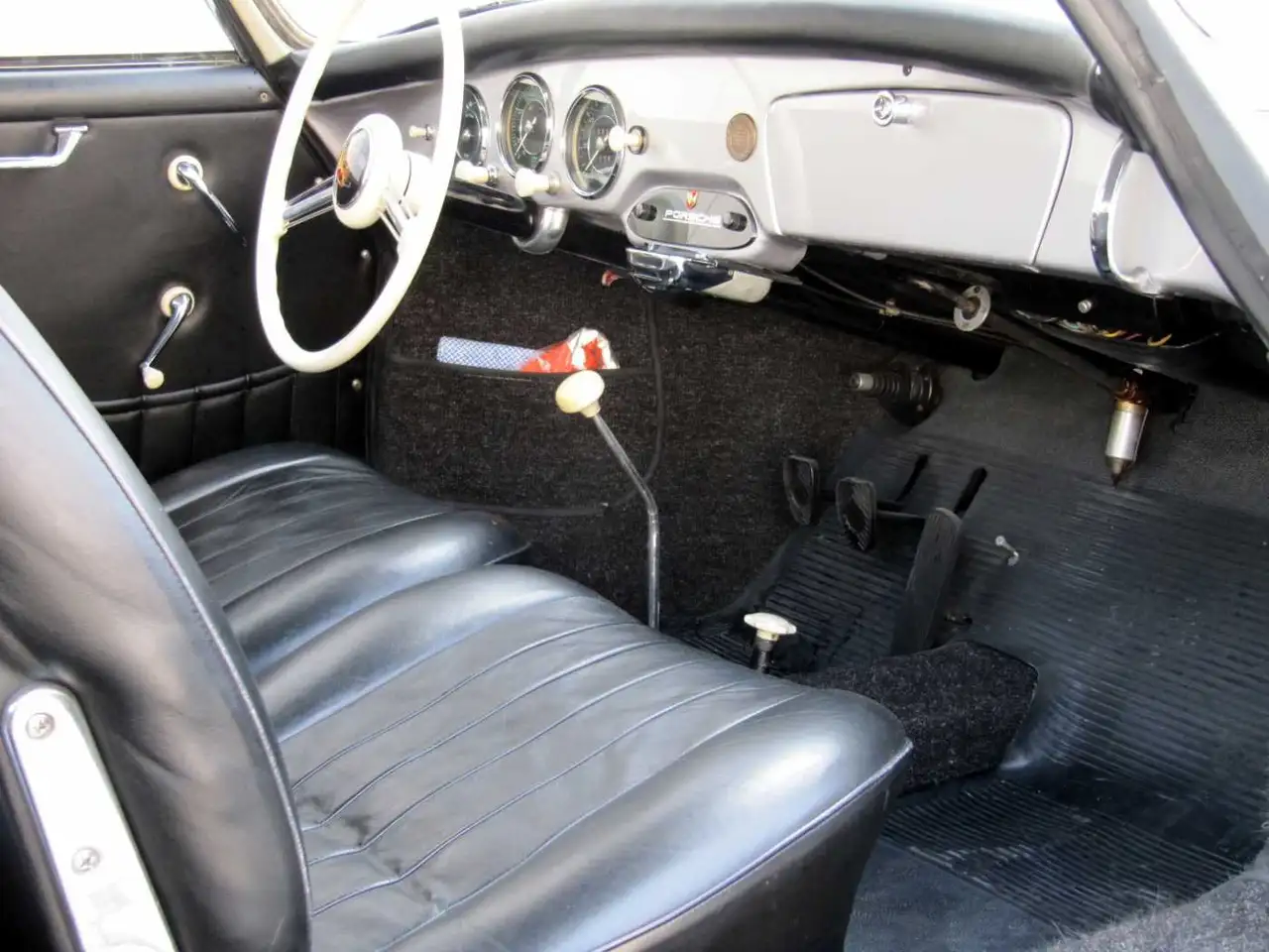 Porsche 356 A coupe 16 T2, foto 4