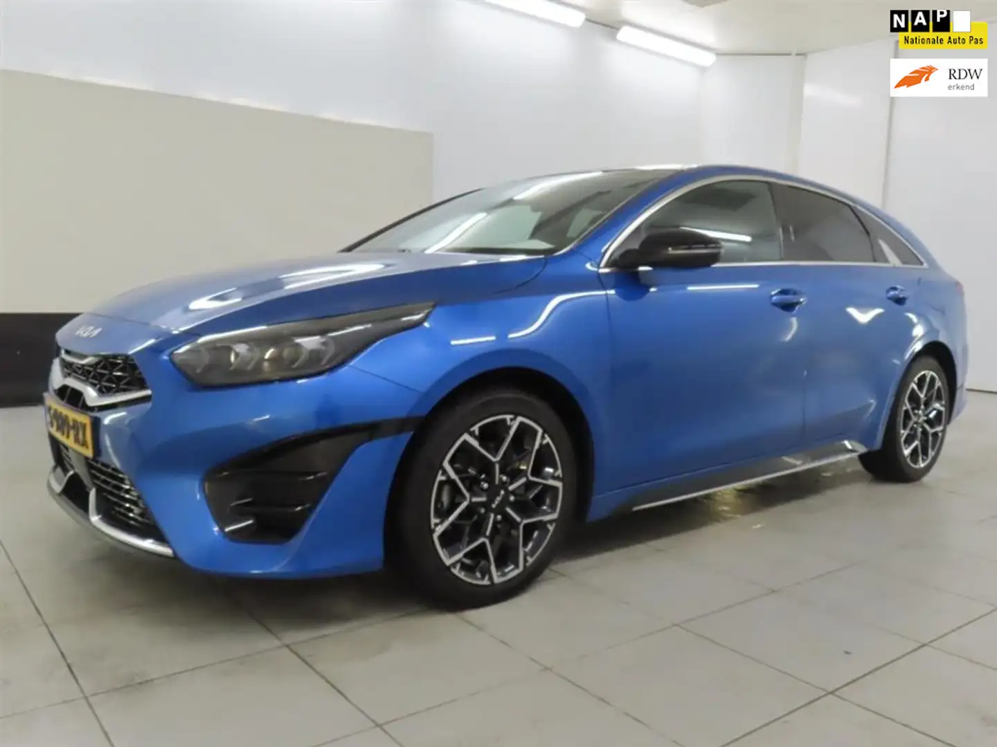 Kia ProCeed / pro_cee'd 1.5 T-GDi GT-Line Bleu - 1