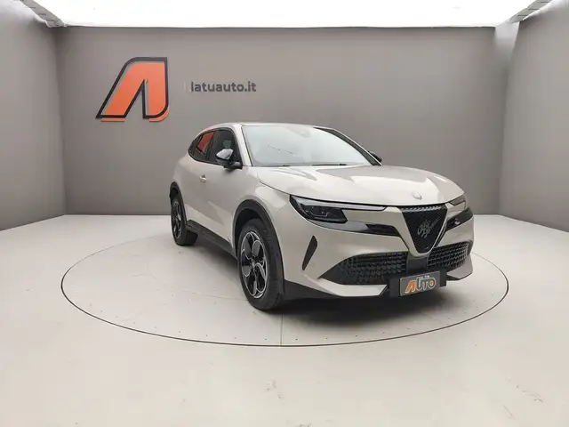 Alfa Romeo Junior view 3
