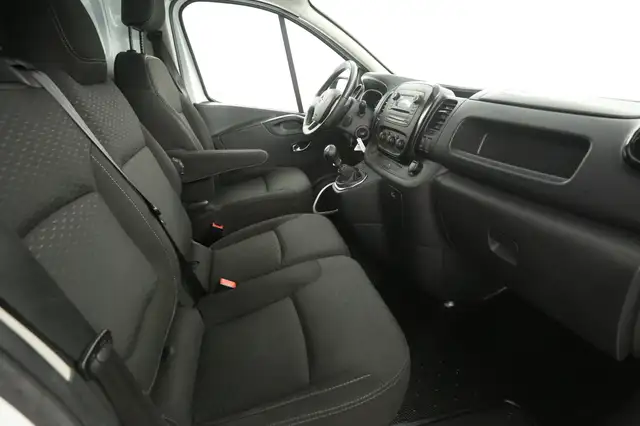 Opel Vivaro view 22