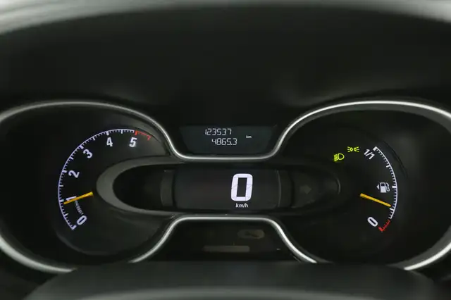 Opel Vivaro view 12