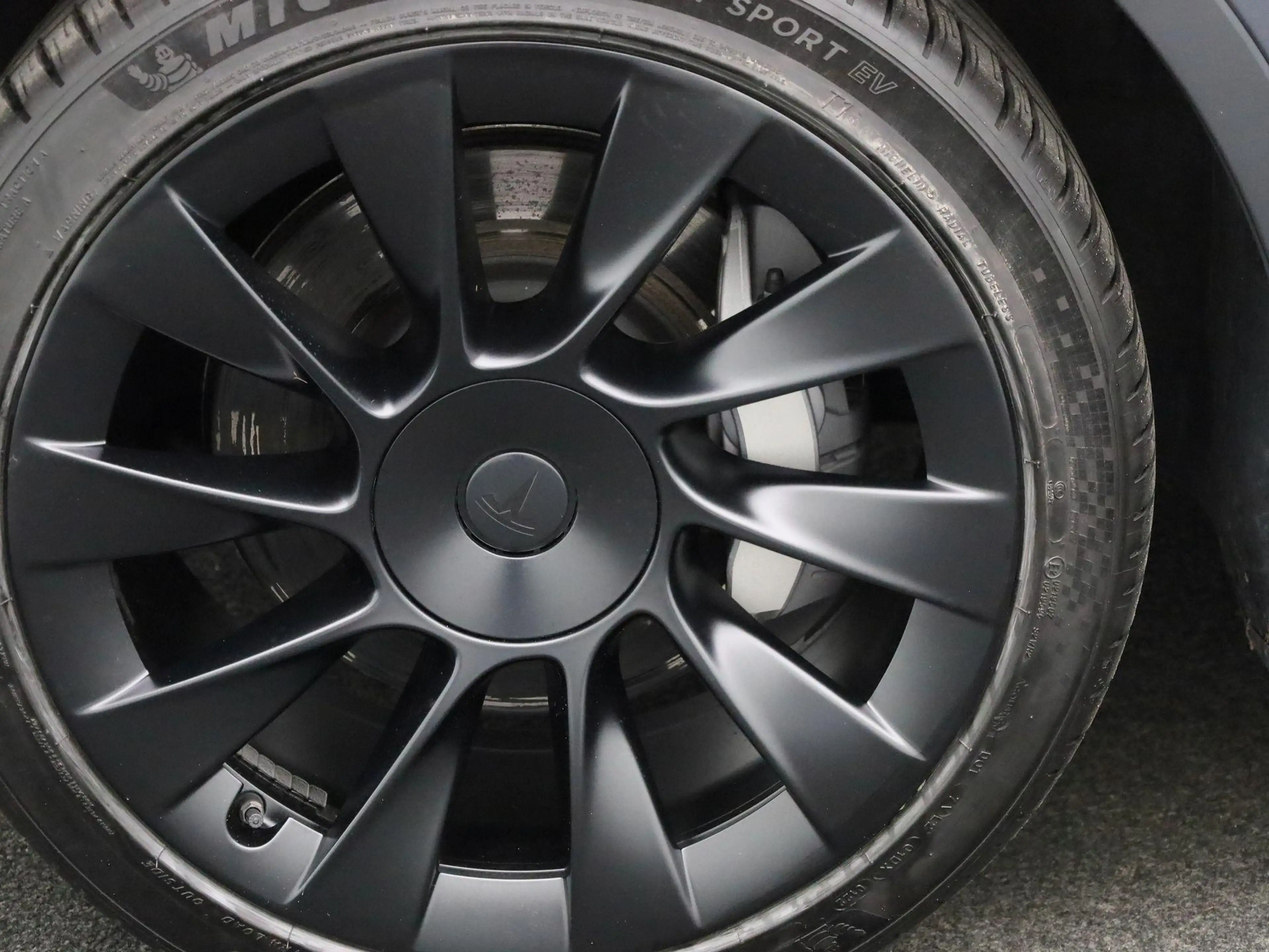 Tesla Model Y Long Range AWD 75 kWh | PANORAMADAK | APPLE CARPLA — photo 13