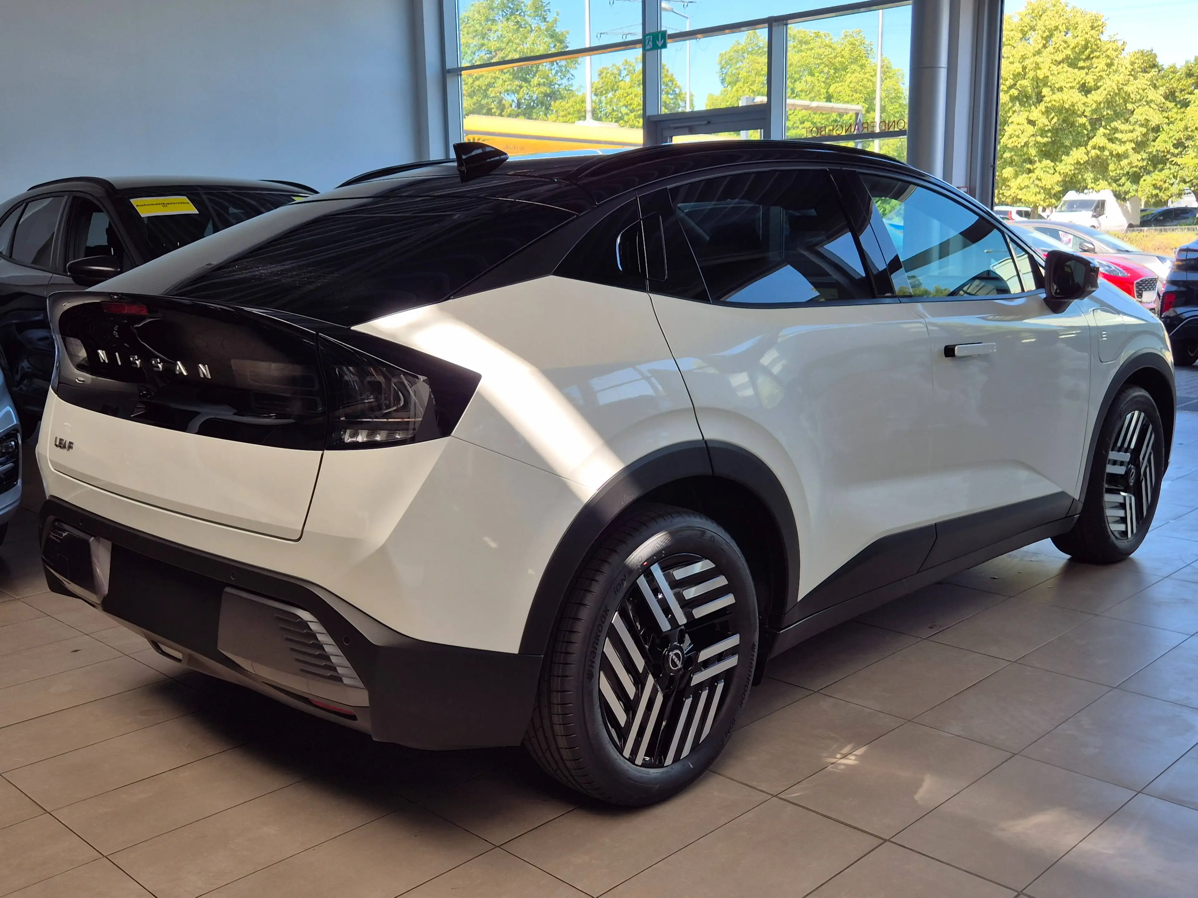 Nissan Leaf 75kWh Advance 217PS LED Panorama Winter — photo 7