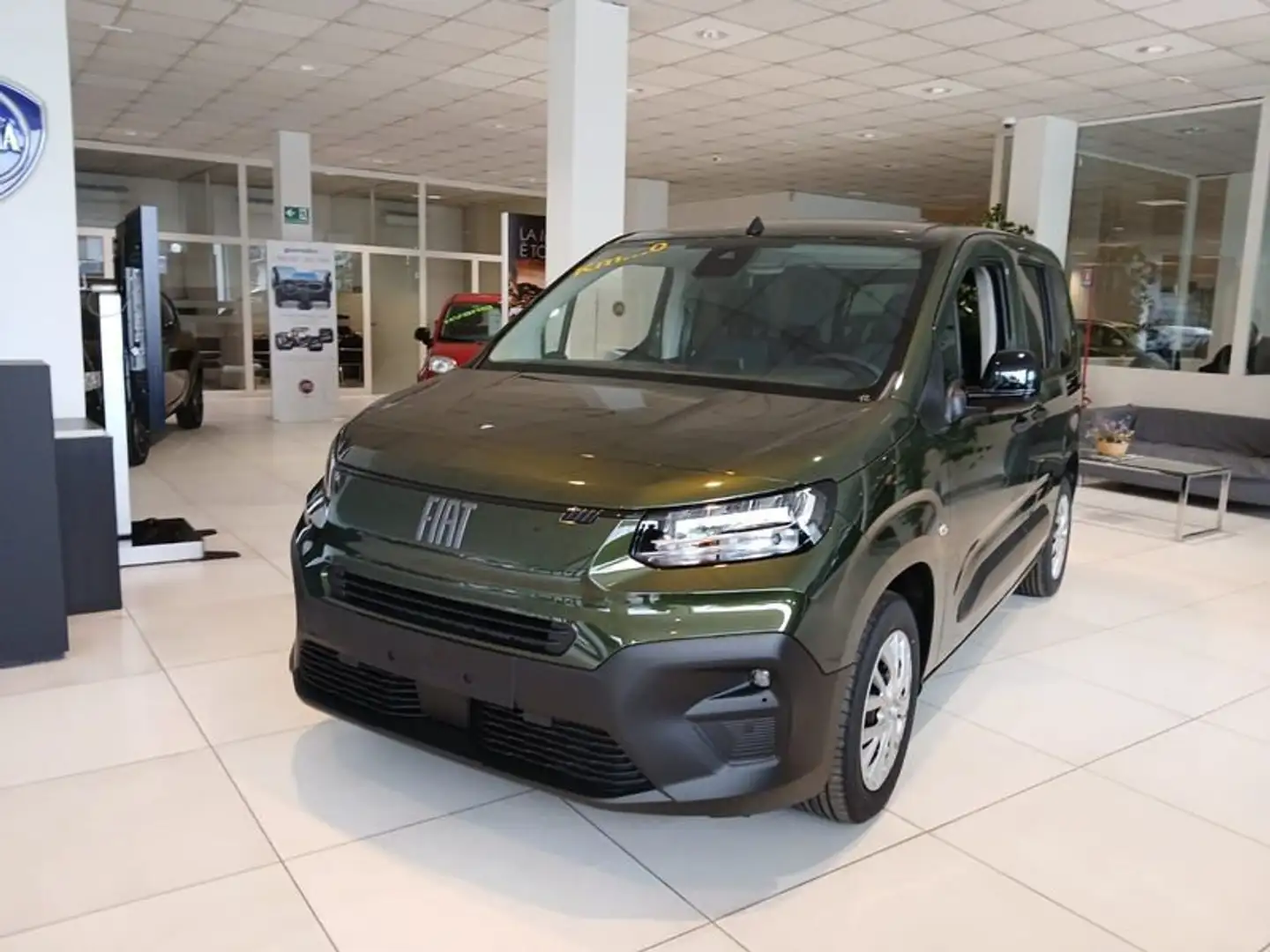 Fiat Doblo 1.5 BlueHdi 130 CV PC Magic Top "NUOVO" Verde - 2