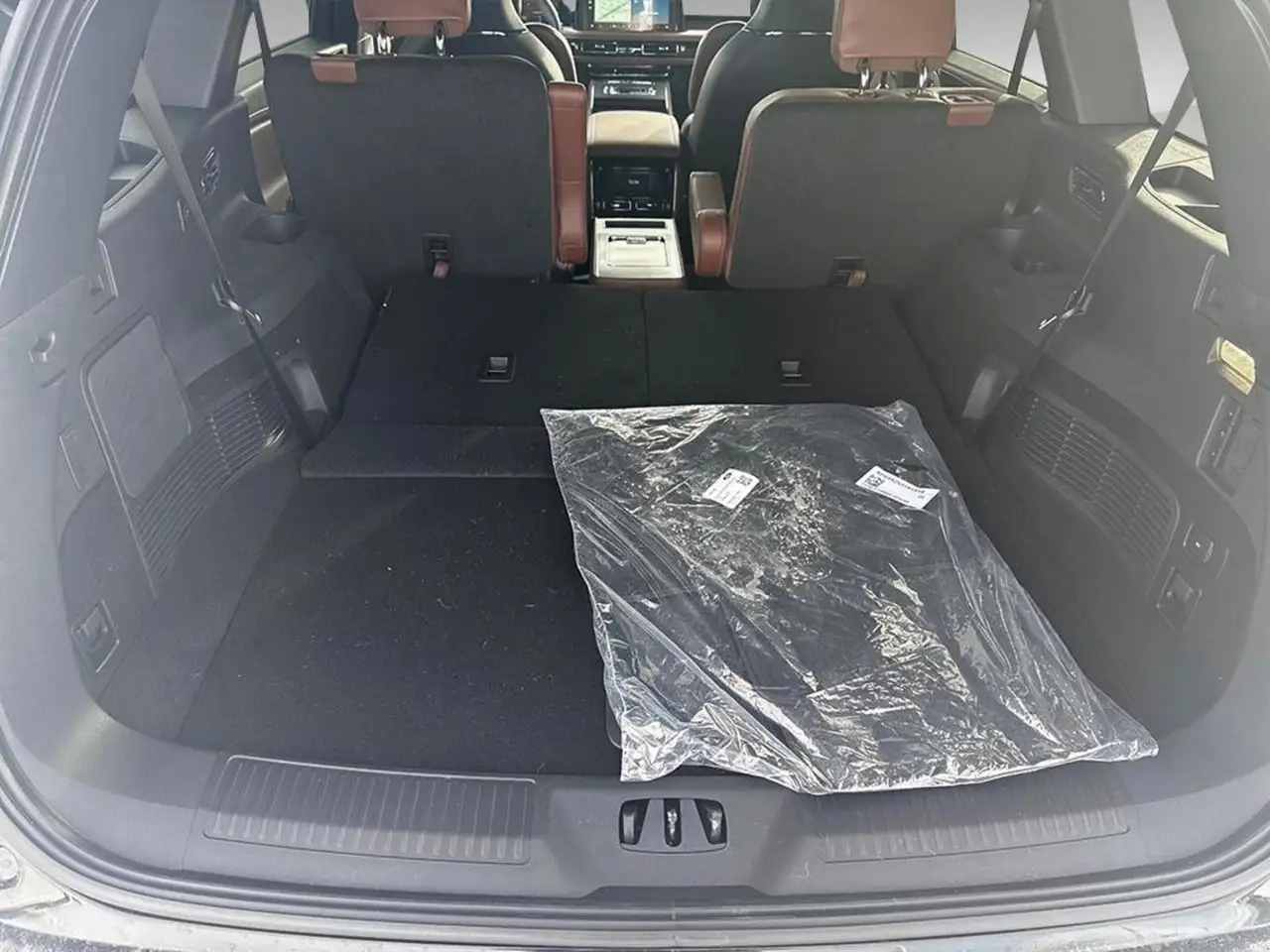 Lincoln Aviator снимка Lincoln Aviator