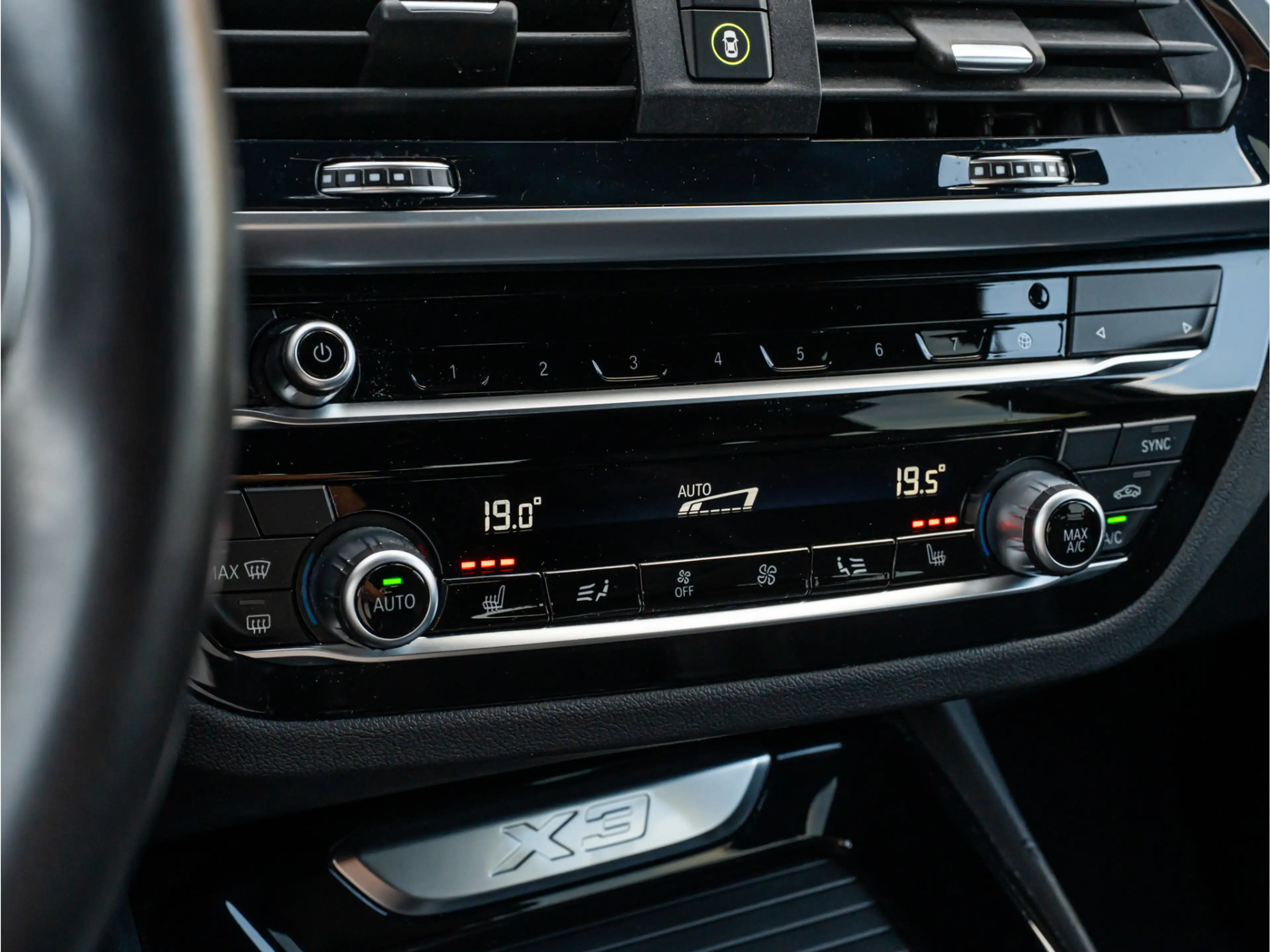 BMW X3 xDrive30e High Exe M-Sport ORG NL 20 INCH CAMERA H — photo 12