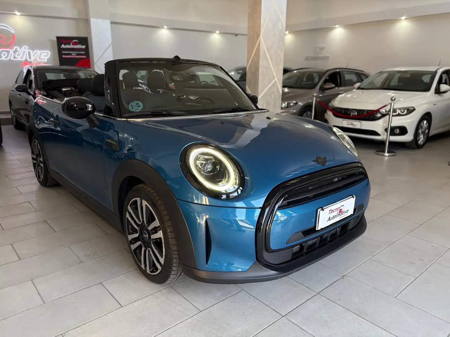MINI Cooper D Cabrio 1.5 Classic Auto 1.5 136cv *IVA DEDUCIBILE* Blu/Azzurro - 1