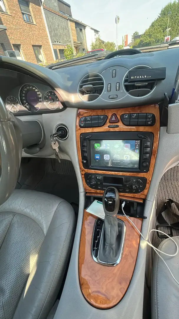 Mercedes-Benz CLK 320 Coupe Elegance - 2