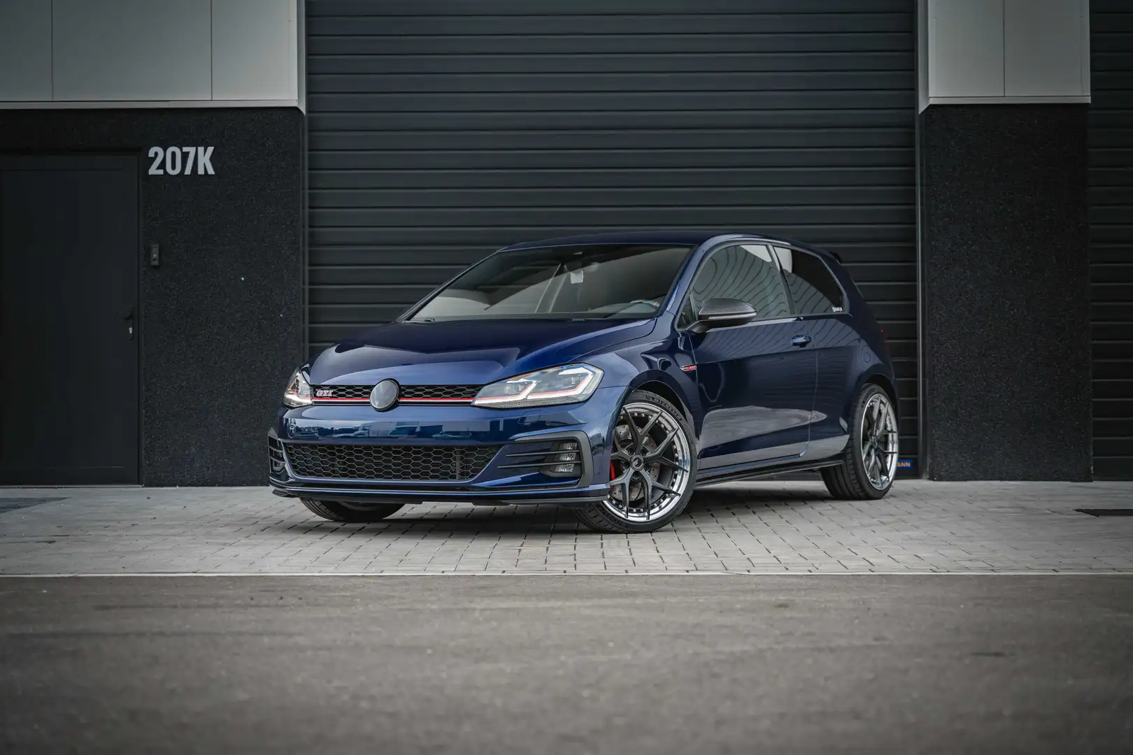 Volkswagen Golf GTI 2.0 TSI OPF DSG Performance - 1