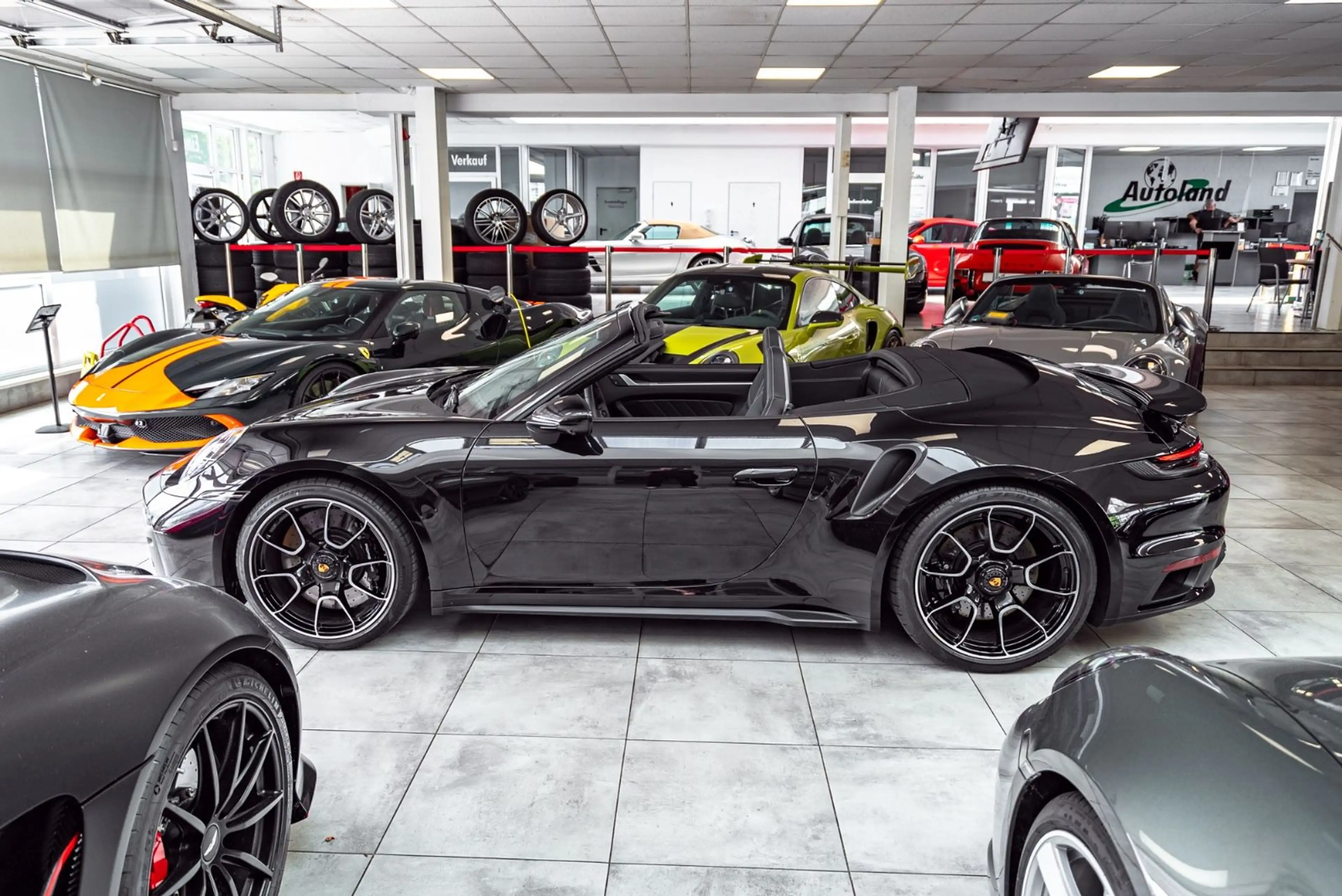 Porsche 911 992.1 Turbo Cabrio PDK*Burmester*Lift*Leder*360° — photo 4