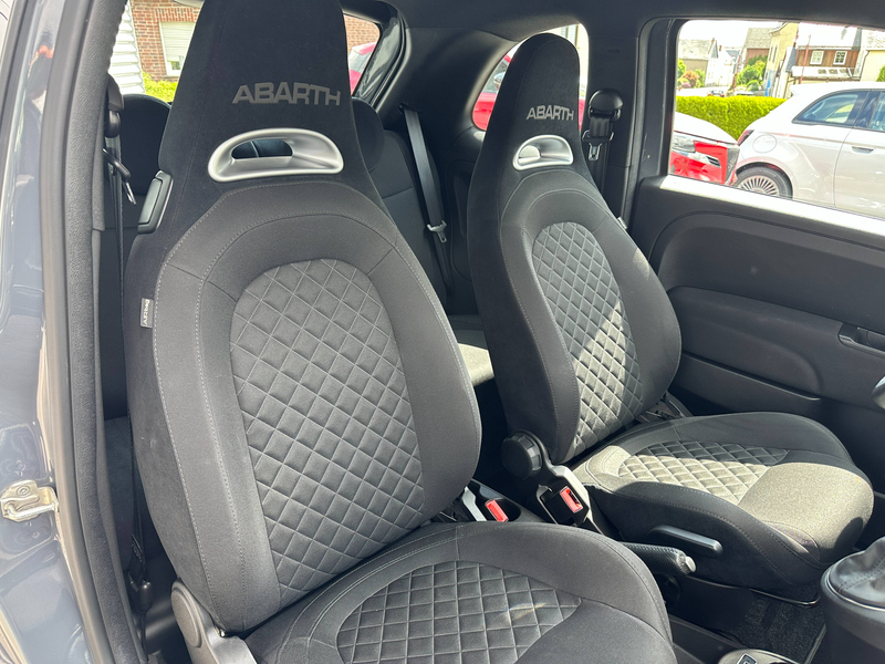 Abarth 595 KIT ESTETICO WEIß / PDC / ALU — photo 11
