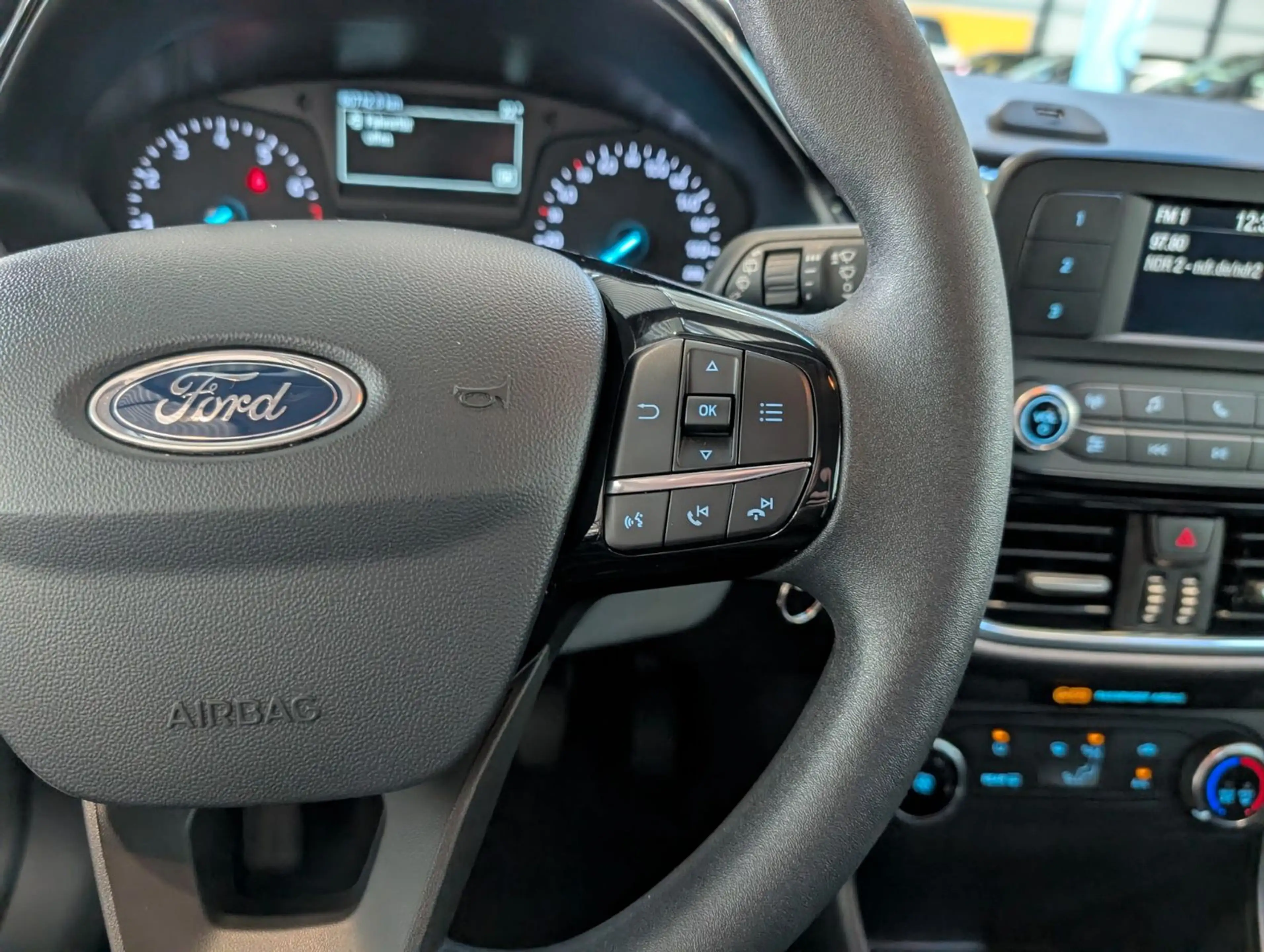 Ford Fiesta Klima Tempo Allwetter el.Fenster&Spiegel — photo 12