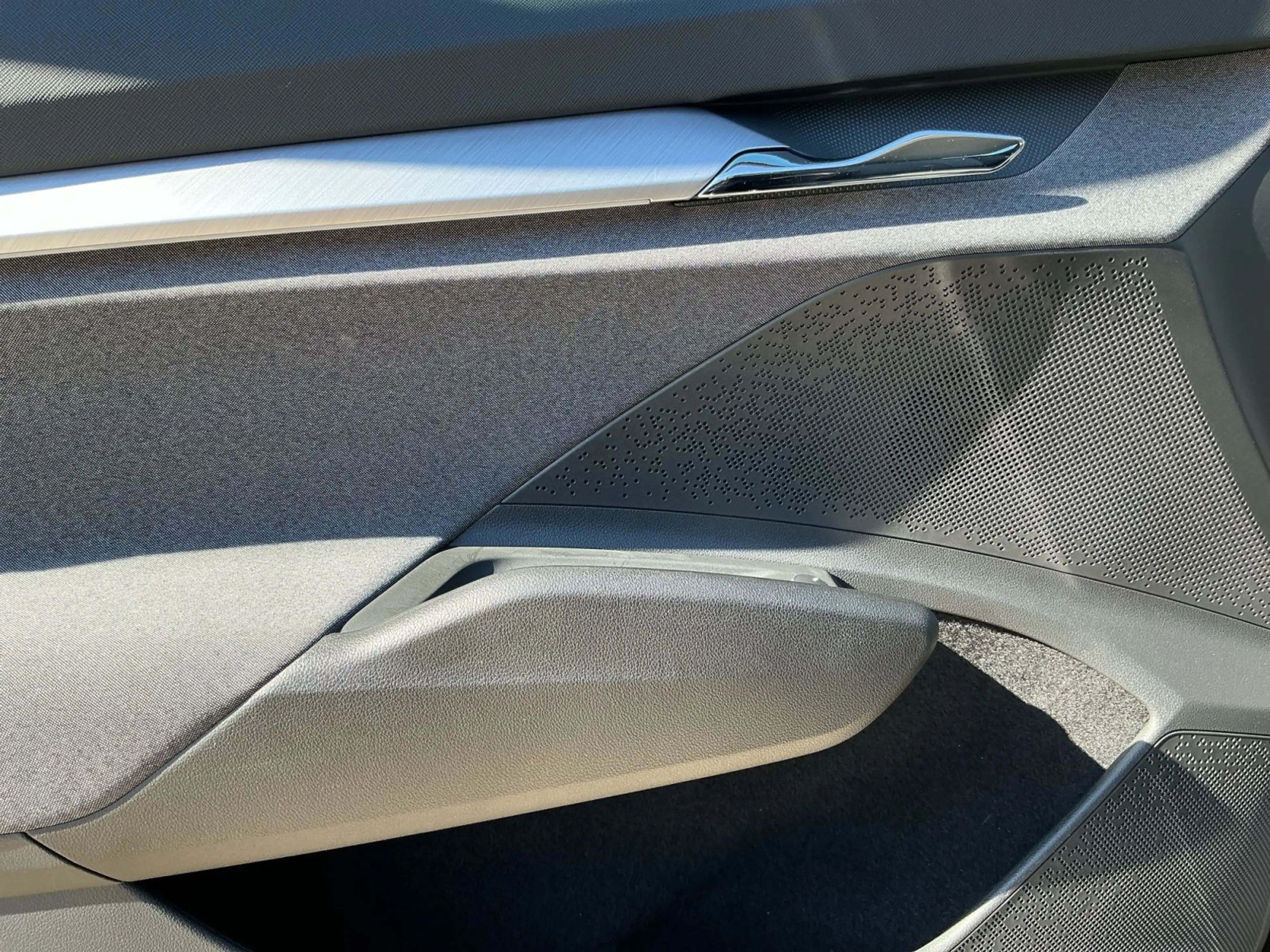 Skoda Enyaq iV 85X LED+NAV+ACC+APP+SHZ+RFK+DAB — photo 15