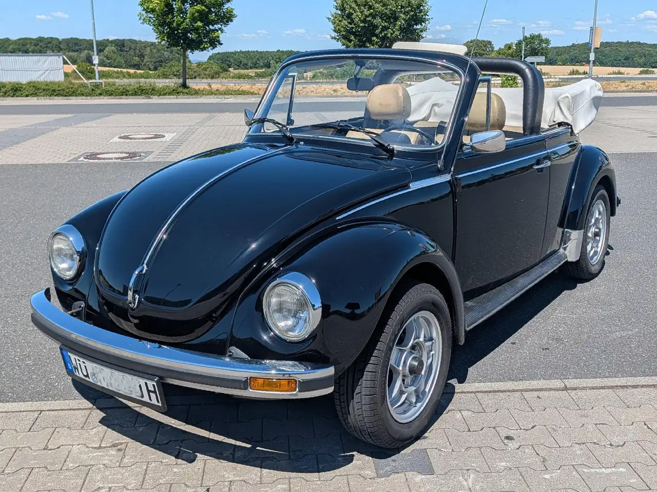 Volkswagen Käfer 1303 Cabrio LS ERSTBESITZ Sammlerfahrzeug, foto 1