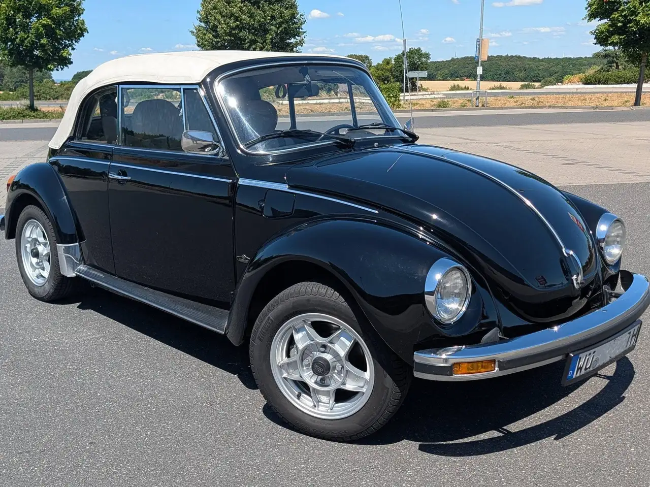 Volkswagen Käfer 1303 Cabrio LS ERSTBESITZ Sammlerfahrzeug, foto 3