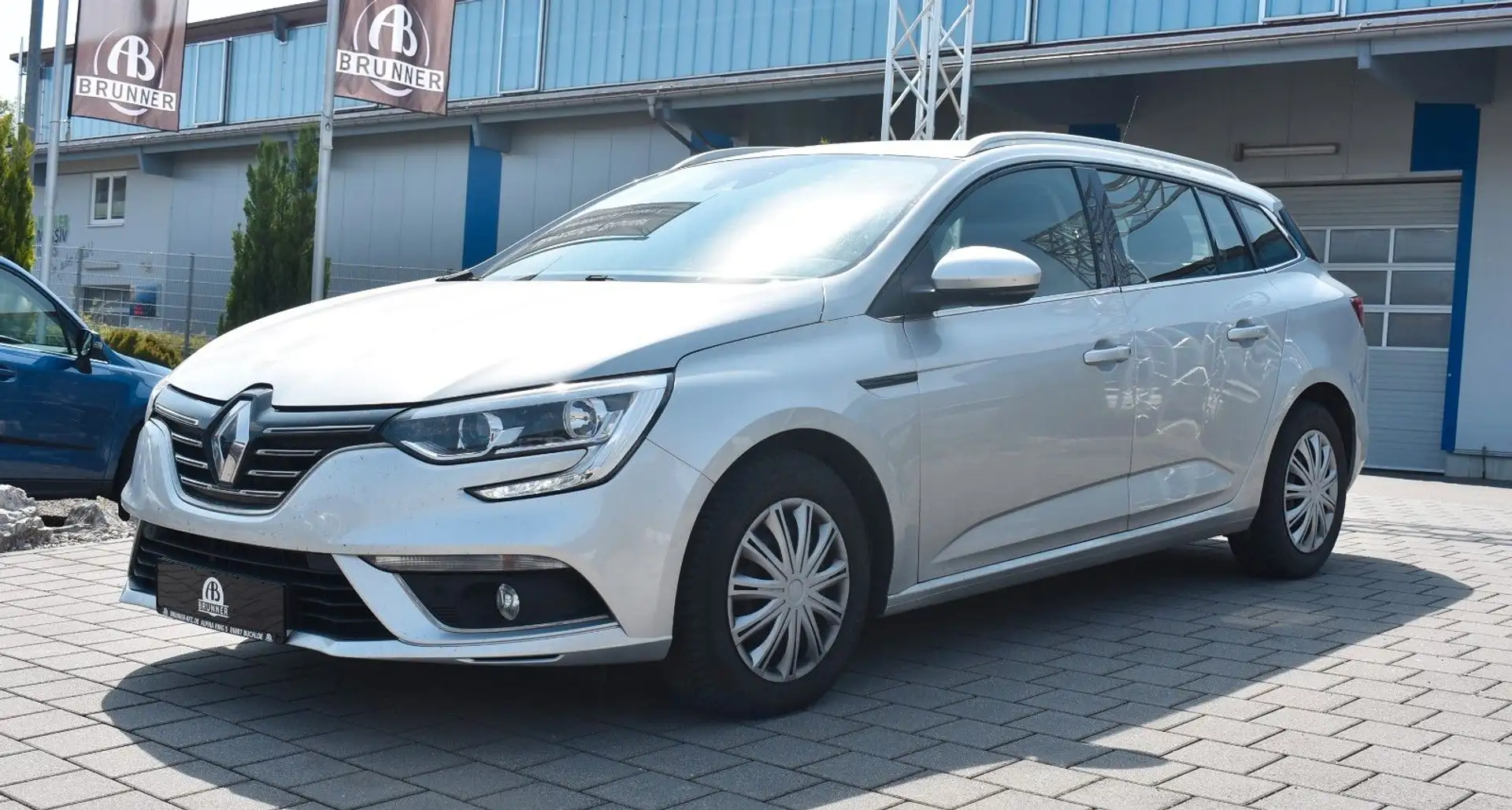 Renault Megane IV Grandtour Business Edition Gris - 2