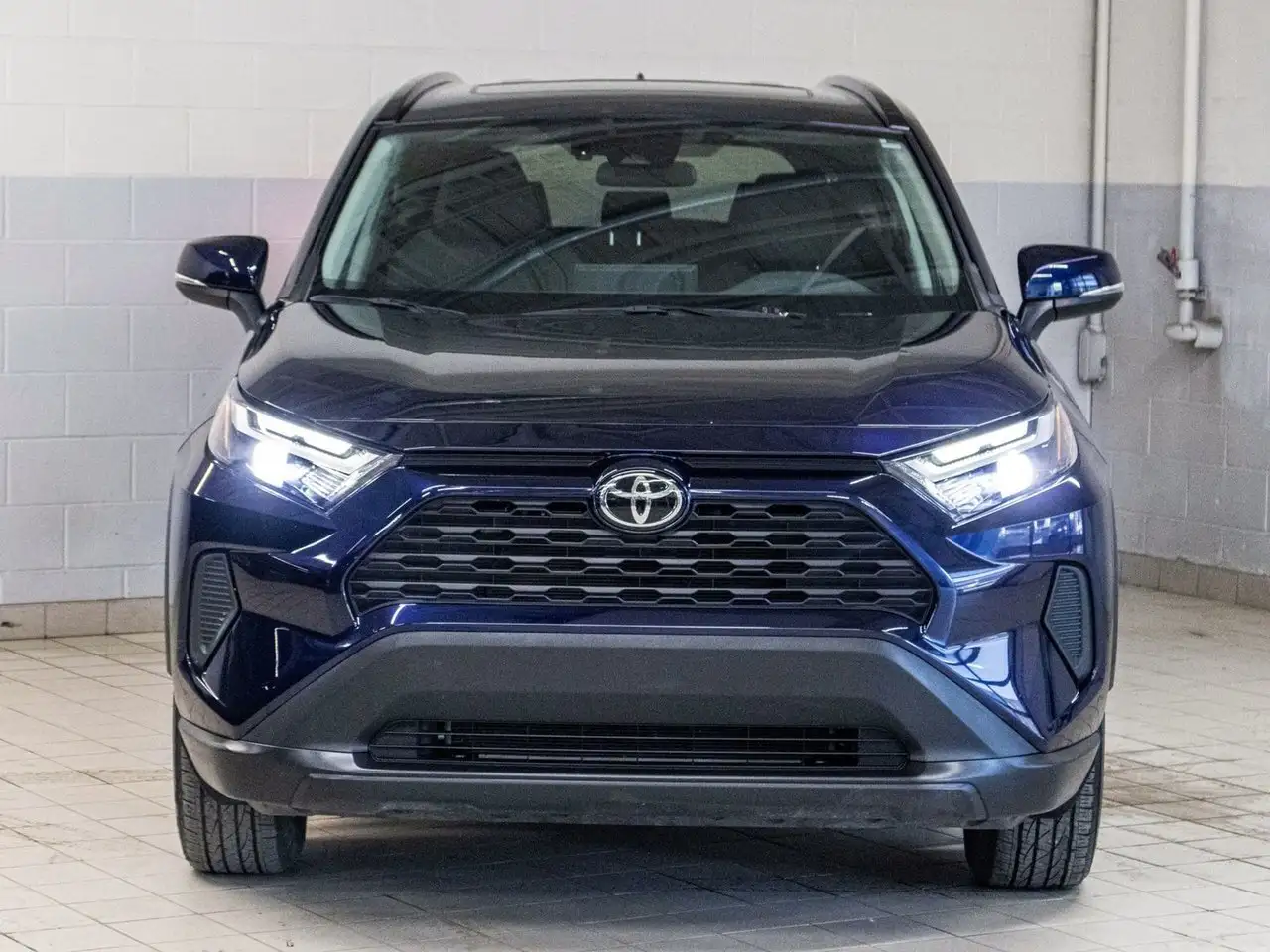 Toyota RAV 4 снимка Toyota RAV 4
