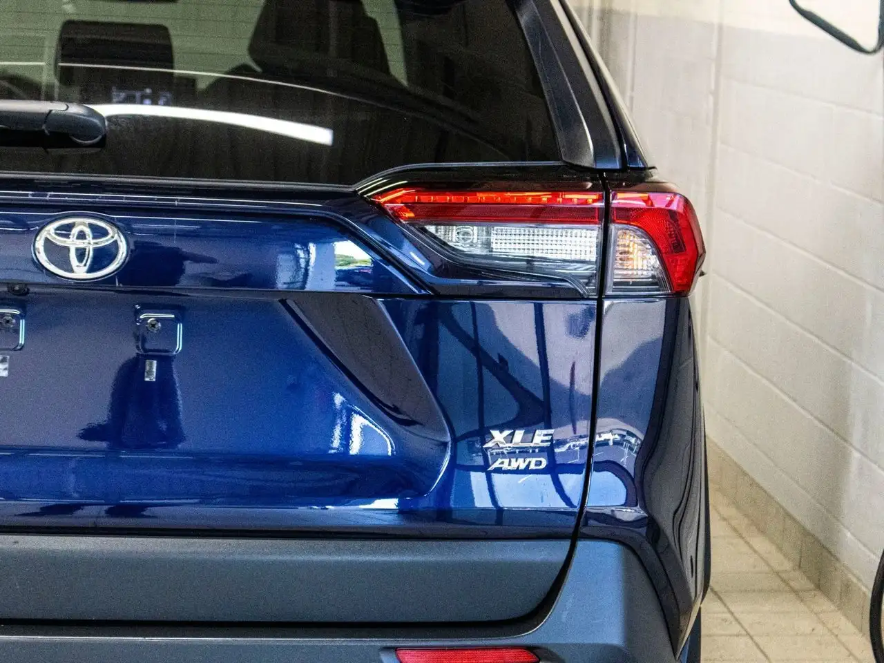 Toyota RAV 4 снимка Toyota RAV 4