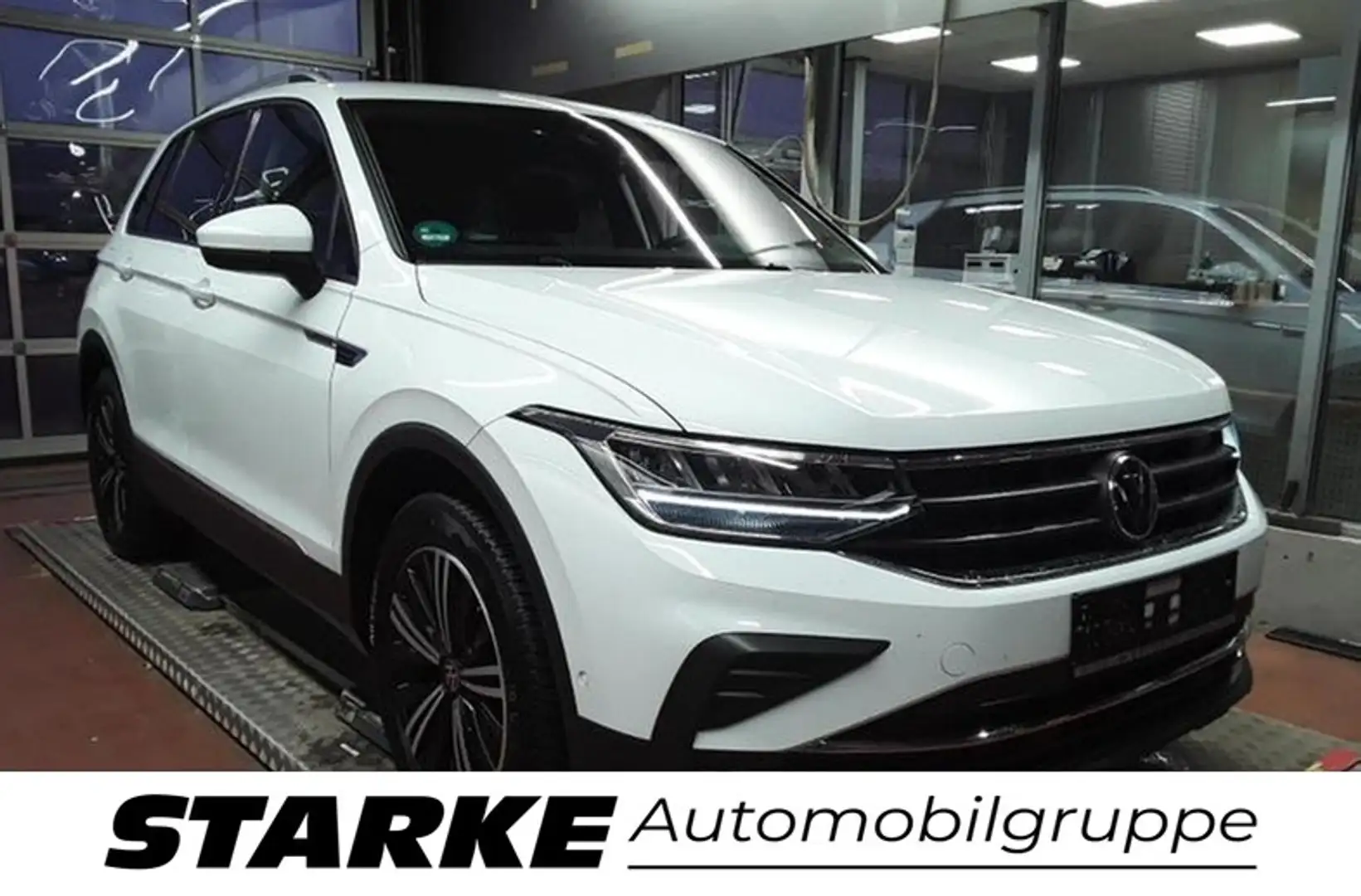 Volkswagen Tiguan 1.5 TSI DSG Active Weiß - 1