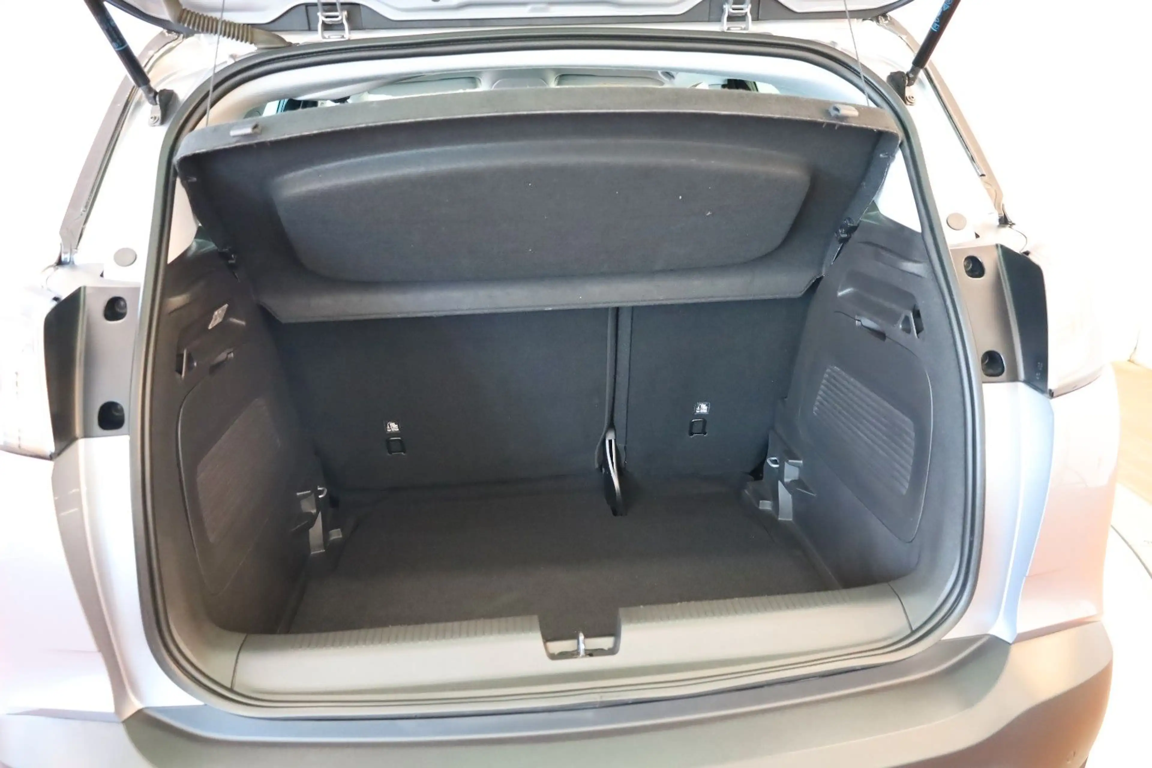Opel Crossland X Aut./Navi/LED/R.Kamera/Garantie ! — photo 9