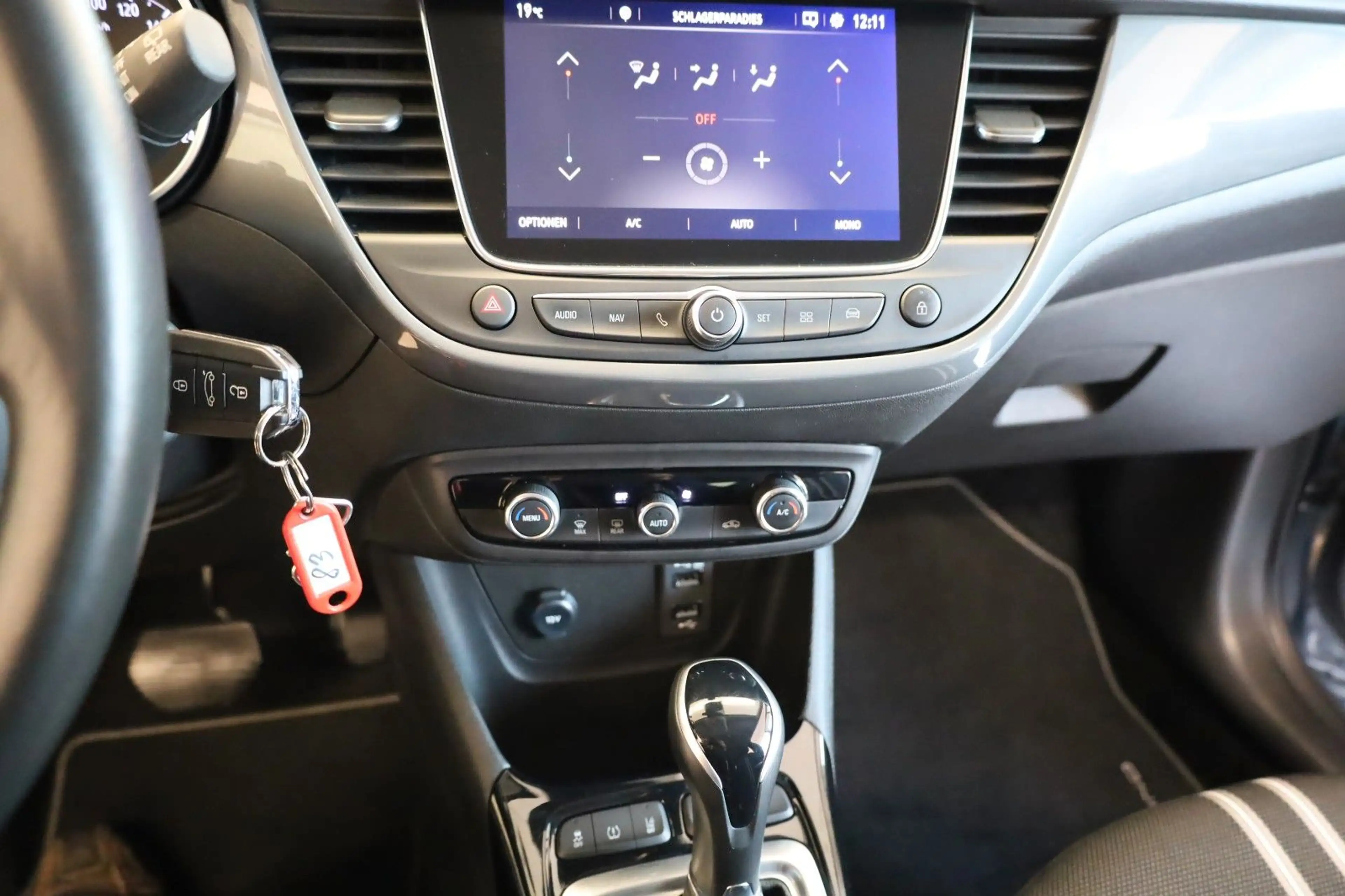 Opel Crossland X Aut./Navi/LED/R.Kamera/Garantie ! — photo 13