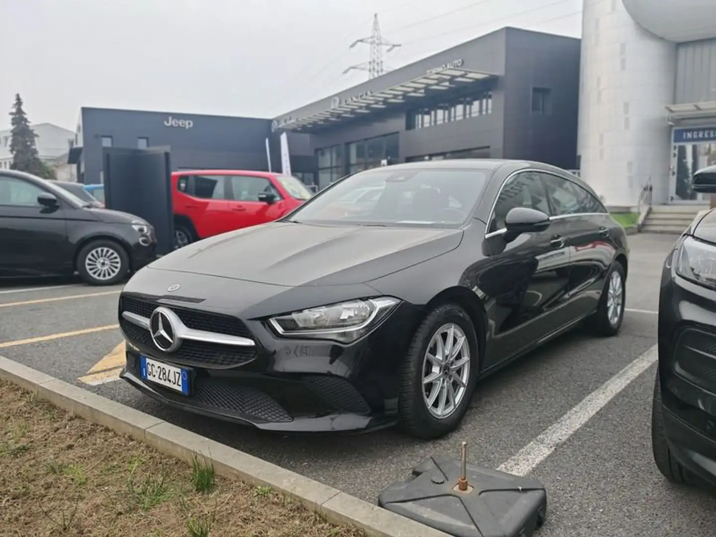 Mercedes-Benz CLA 200 CLA 200 d Automatic Shooting Brake Business Black - 2