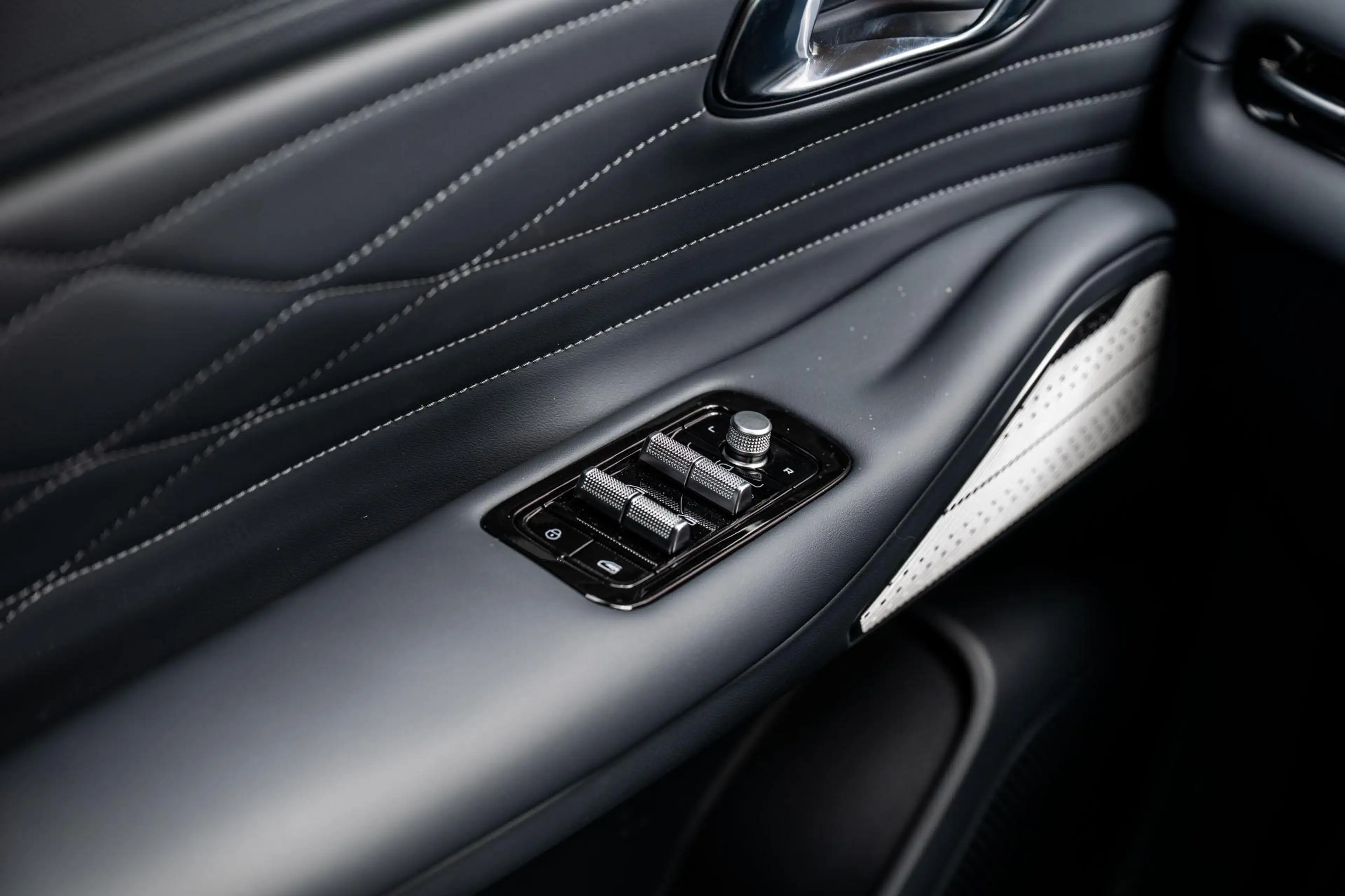 Geely Starray EM-i 1.5 Max+ | 136km Elektrisch bereik | Stoelverwarmi — photo 15