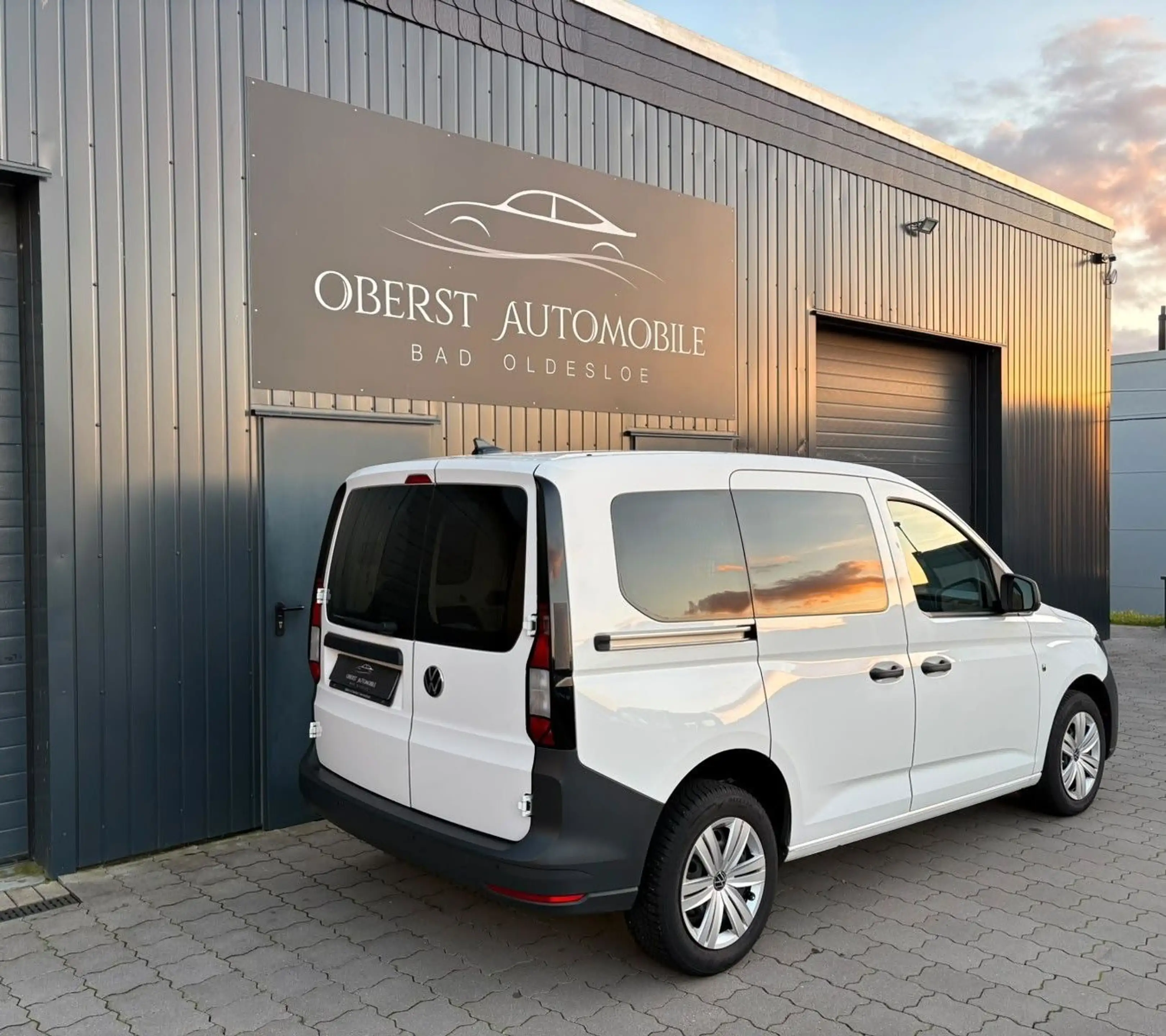Volkswagen Caddy Cargo*1.Hand*Klima*Tüv Neu*Service Neu* — photo 6