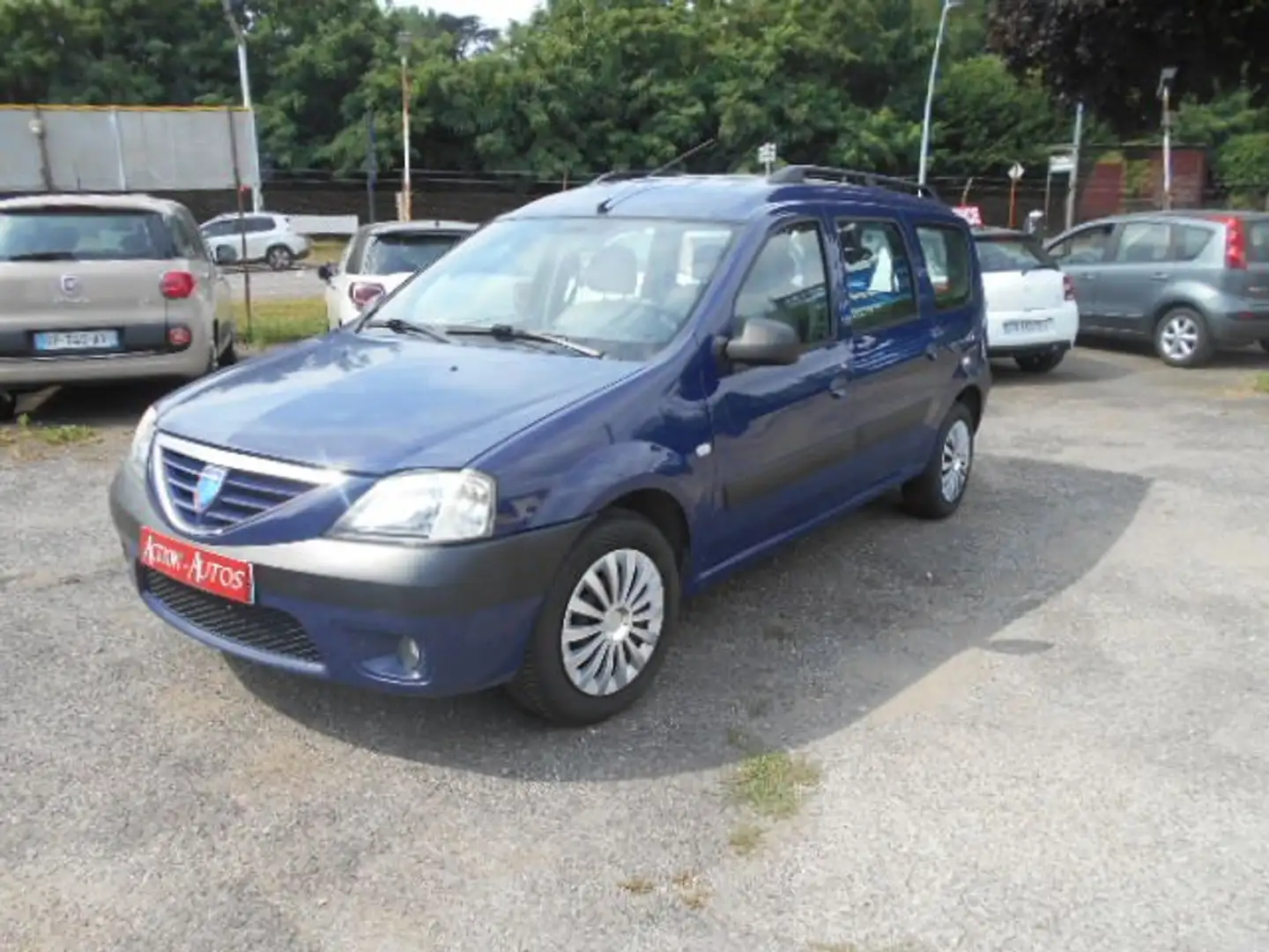 Dacia Break Bleu - 1
