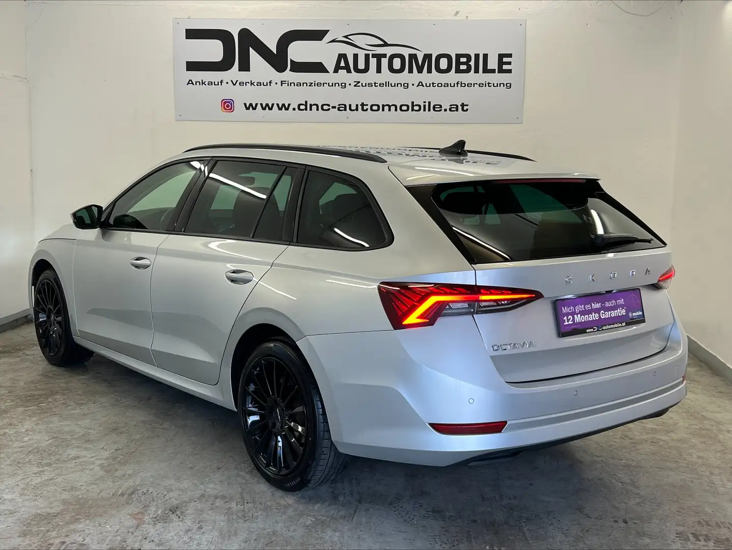 Skoda Octavia Combi 2,0 TDI Ambition DSG*APPLE*SHZ*ACC* Grau - 2