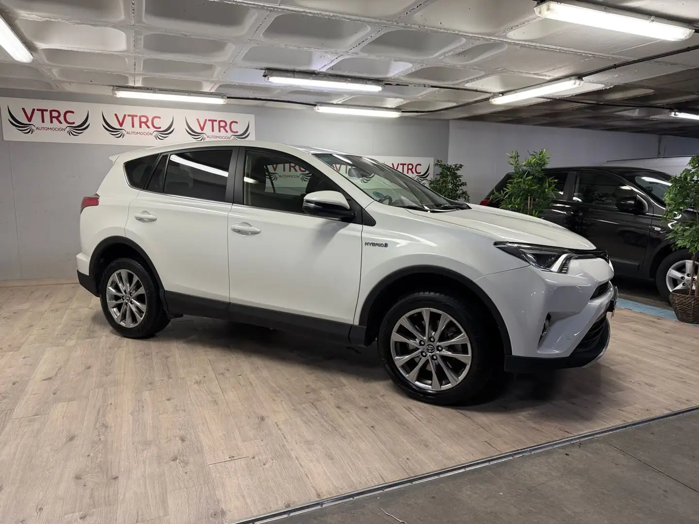 Toyota RAV 4 2.5 hybrid 2WD Executive Blanco - 2
