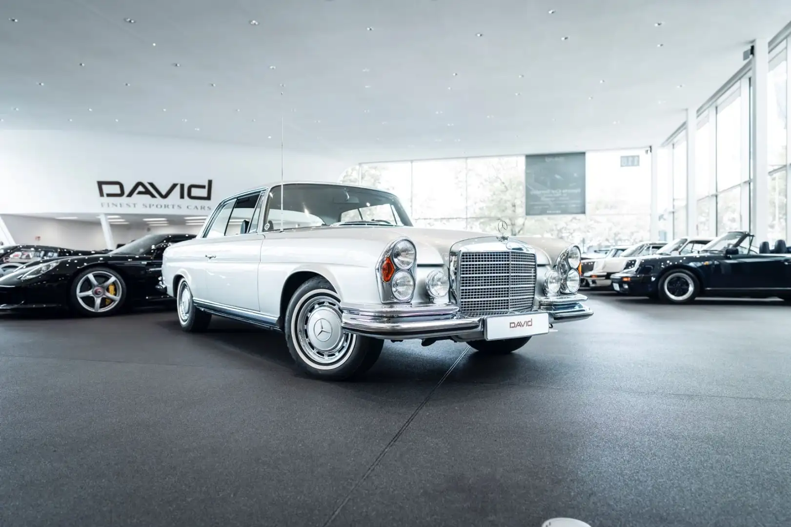 Mercedes-Benz 280 SE Coupé 3.5*Vollrestaurierung*Datenkarte* Grau - 2