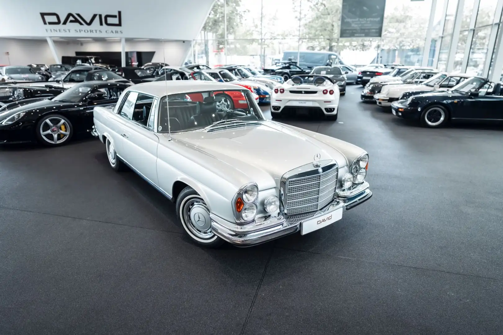 Mercedes-Benz 280 SE Coupé 3.5*Vollrestaurierung*Datenkarte* Grau - 1