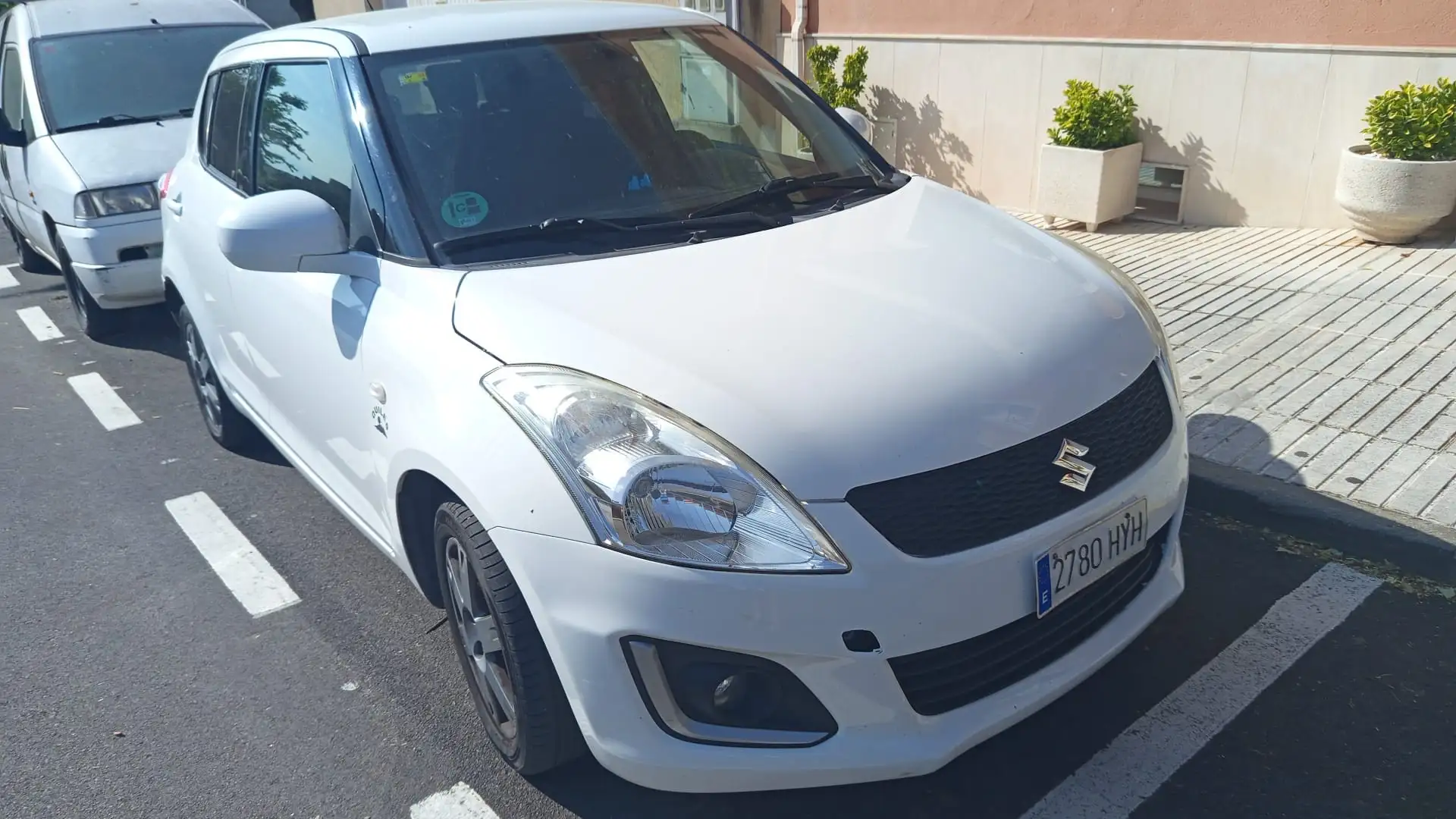 Suzuki Swift - 1