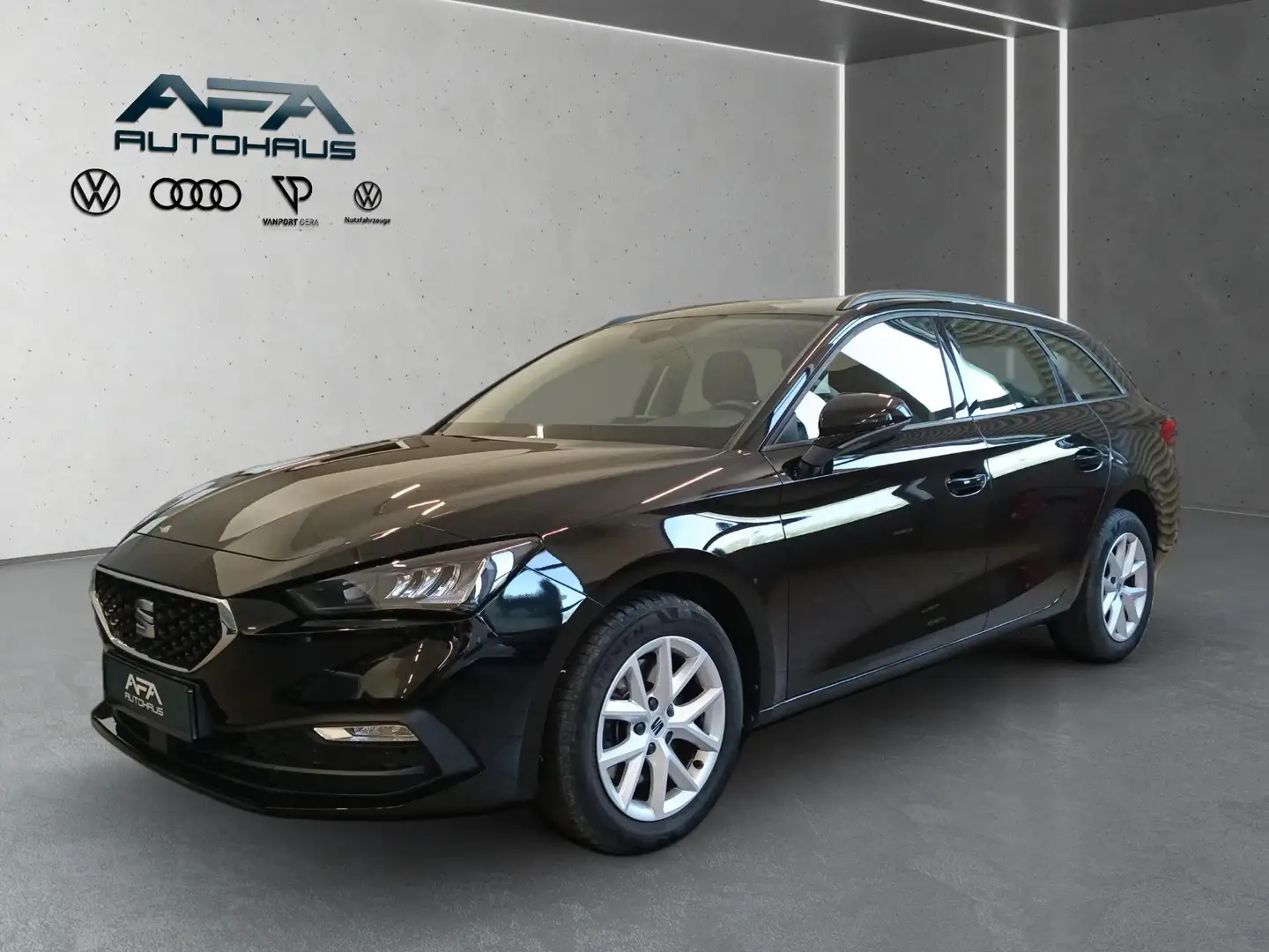 SEAT Leon ST 2.0 TDI Style Navi*LED*GRA*SHZ*Virt.CP Schwarz - 2