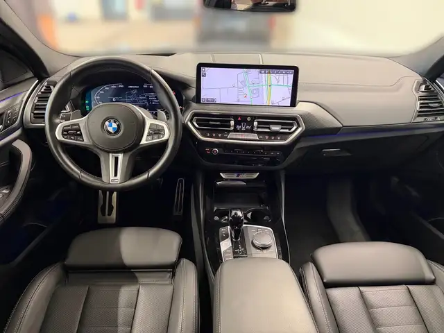 BMW X4 view 9