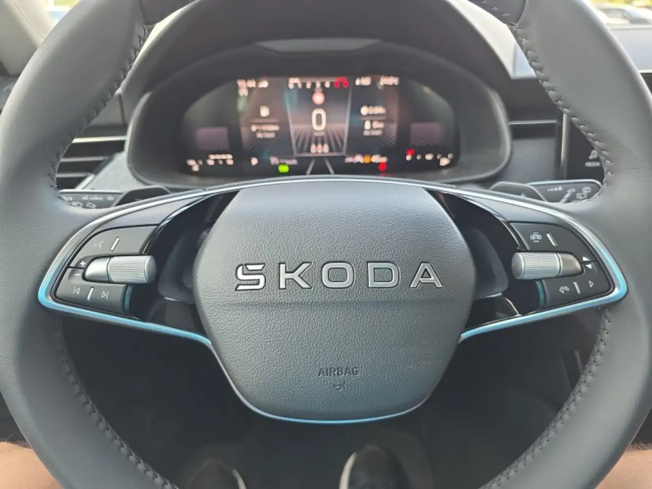Skoda Kamiq Selection 1,0TSI DSG Kessy/Kamera/Temp/2-Z.Klimaau, миниатюра 20