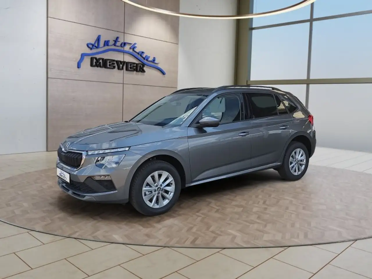 Skoda Kamiq Selection 1,0TSI DSG Kessy/Kamera/Temp/2-Z.Klimaau